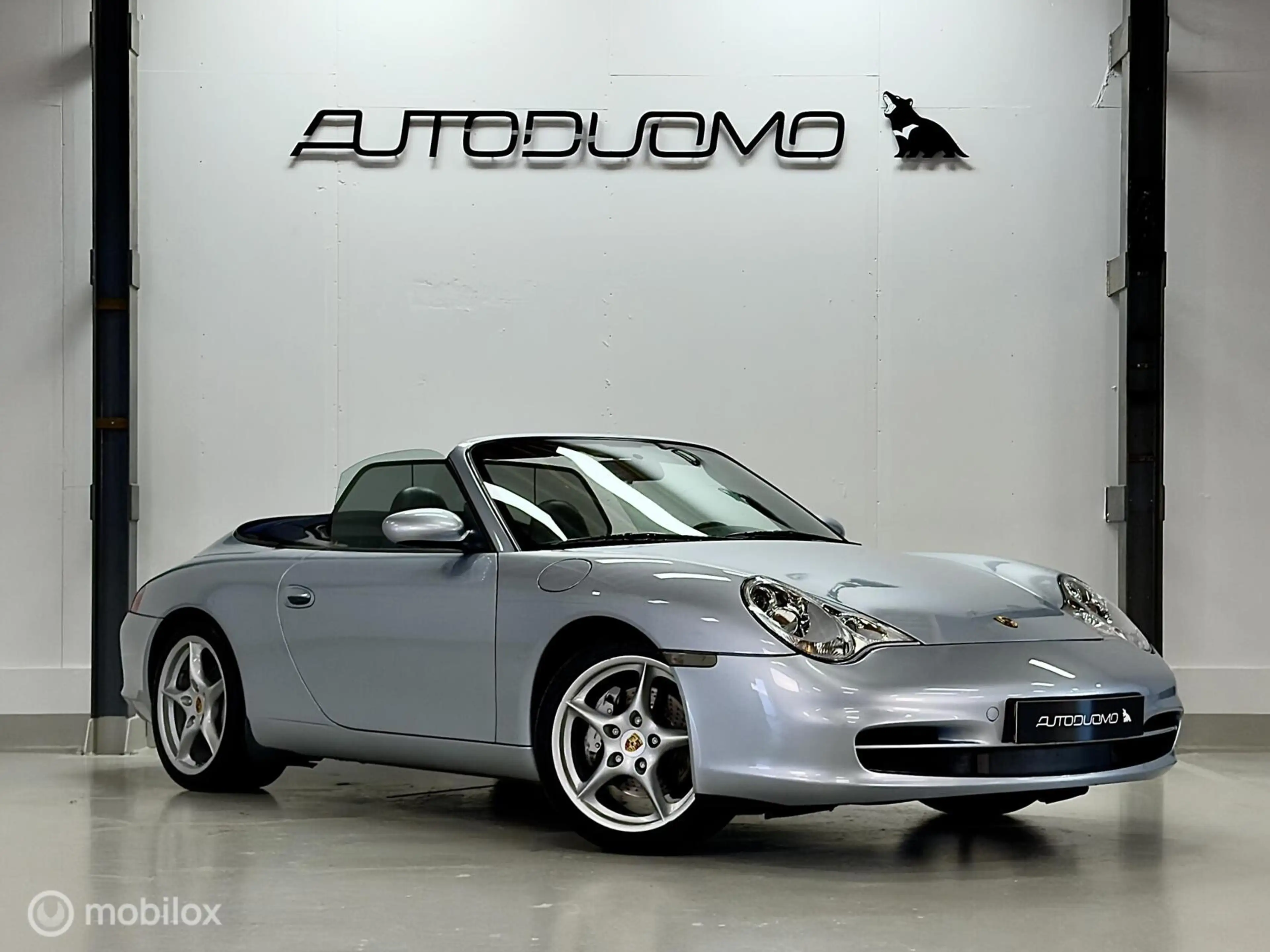 Porsche 996 Cabrio 3.6 Carrera 4 — photo 10
