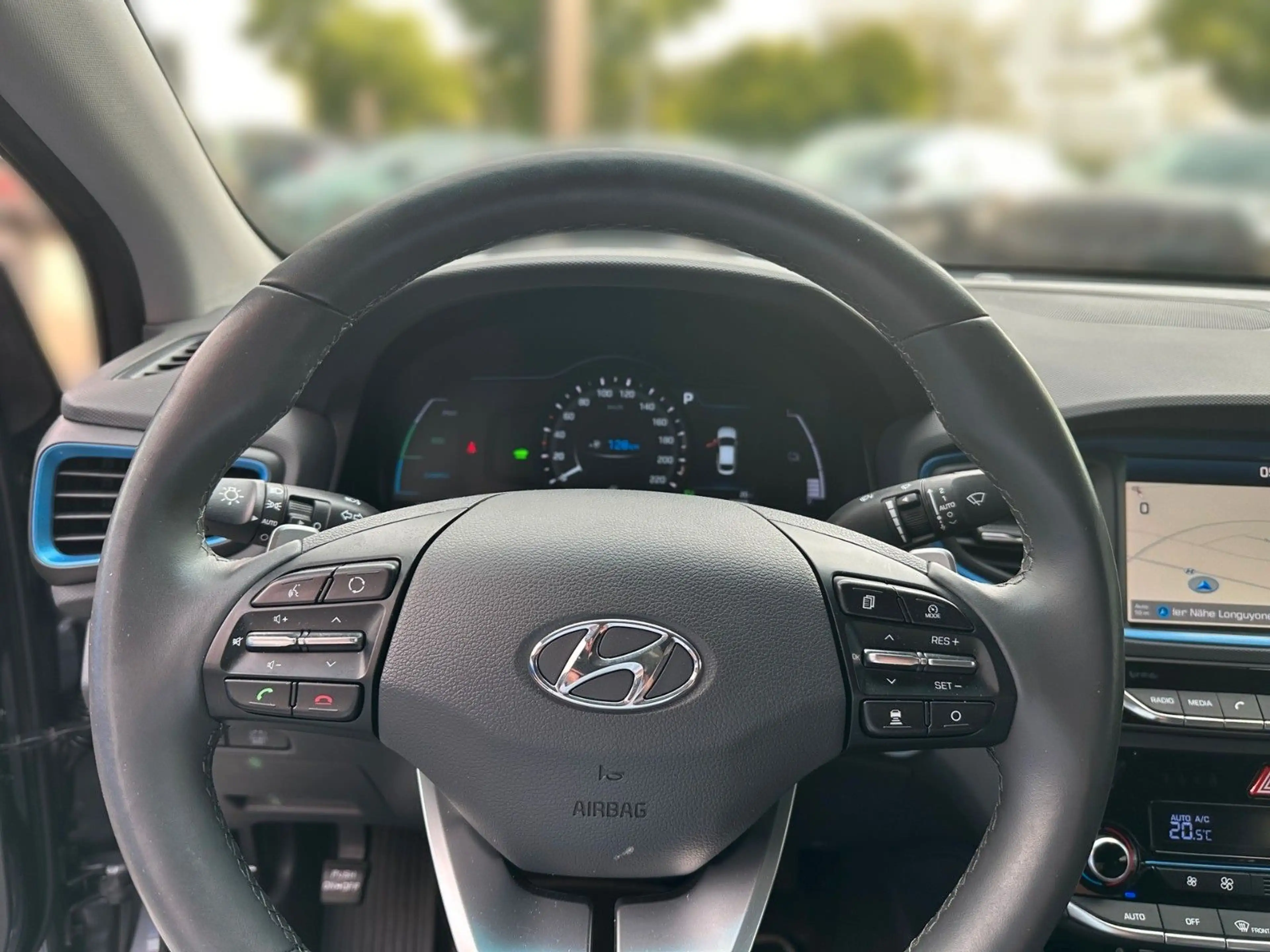 Hyundai IONIQ Ioniq Hybrid Style Bi-Xenon Navi — photo 9