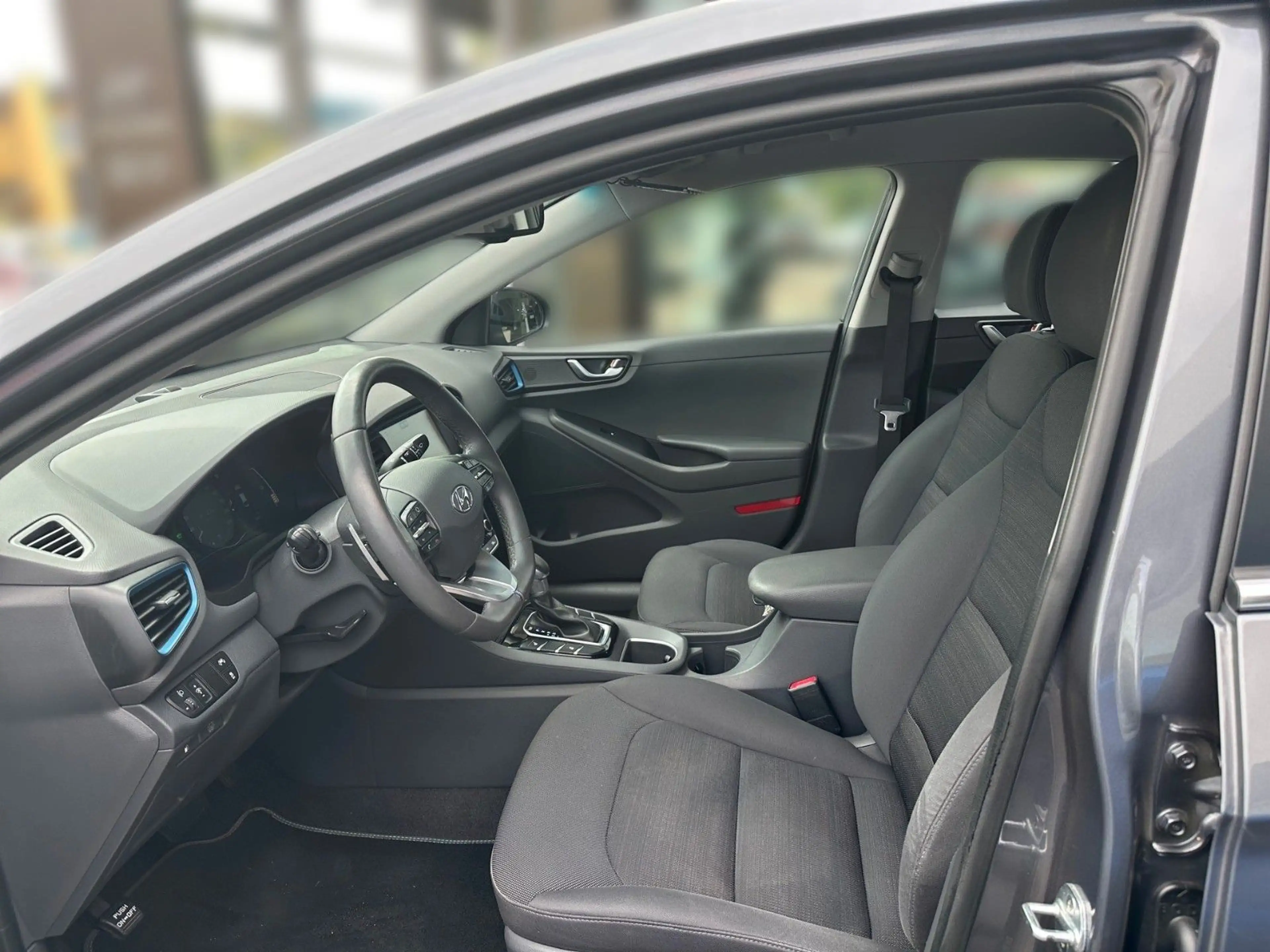 Hyundai IONIQ Ioniq Hybrid Style Bi-Xenon Navi — photo 6