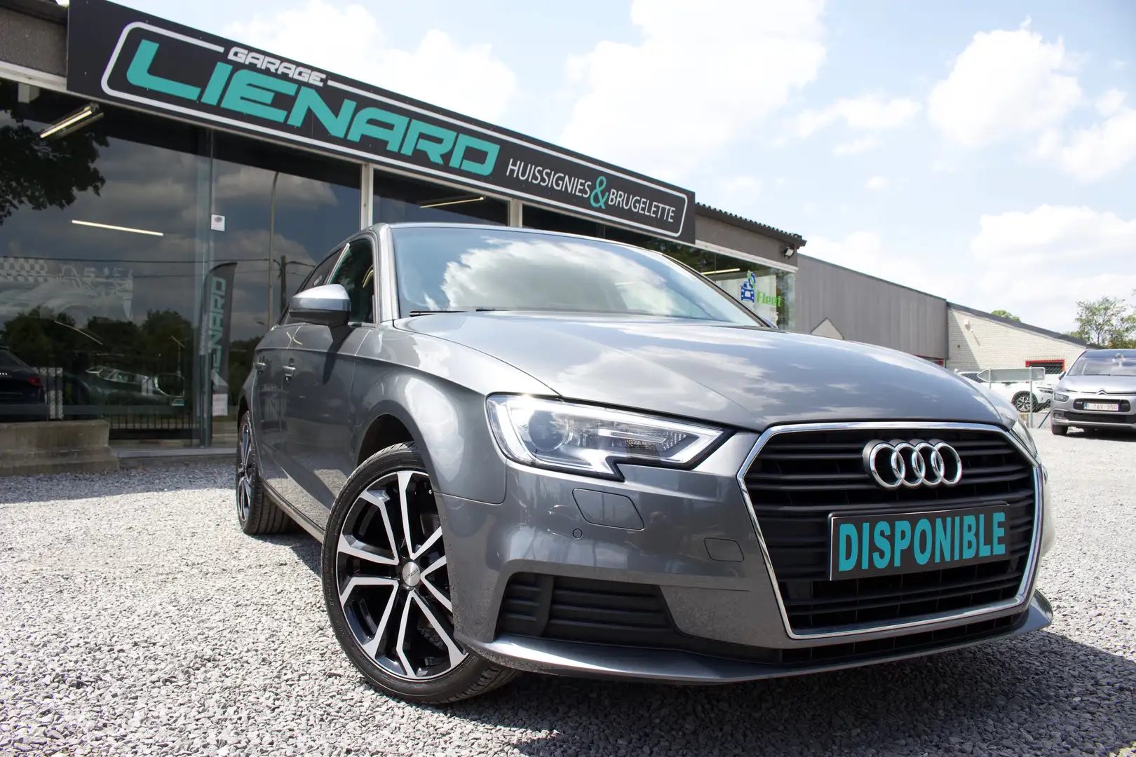 Audi A3 Sportback 30 TFSI Design *VIRTUAL COCKPIT*CARPLAY* Gris - 1