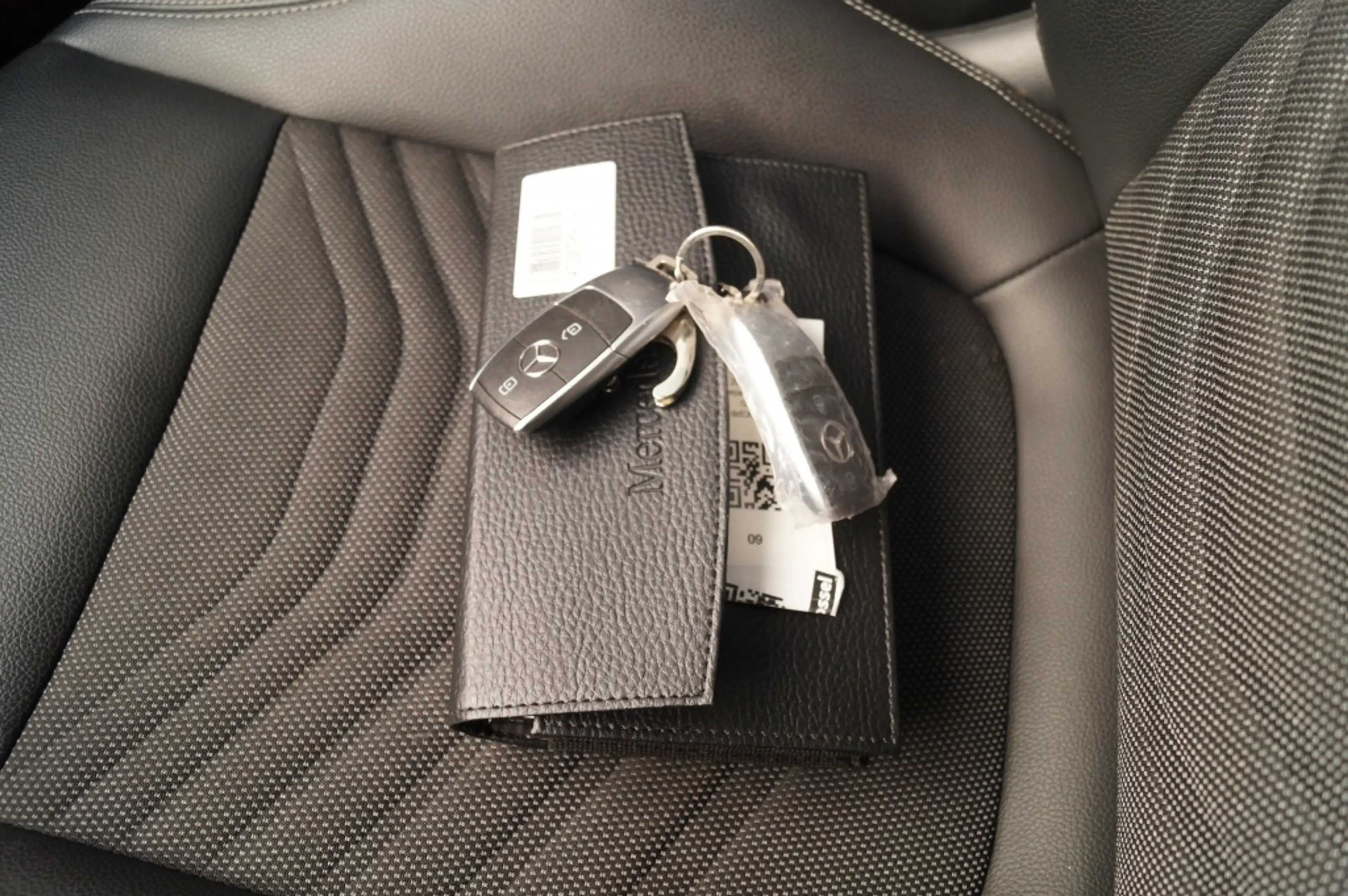 Mercedes-Benz GLA 180 180d Automaat Business Solution -ECC-NAVI-TREKHAAK — photo 23