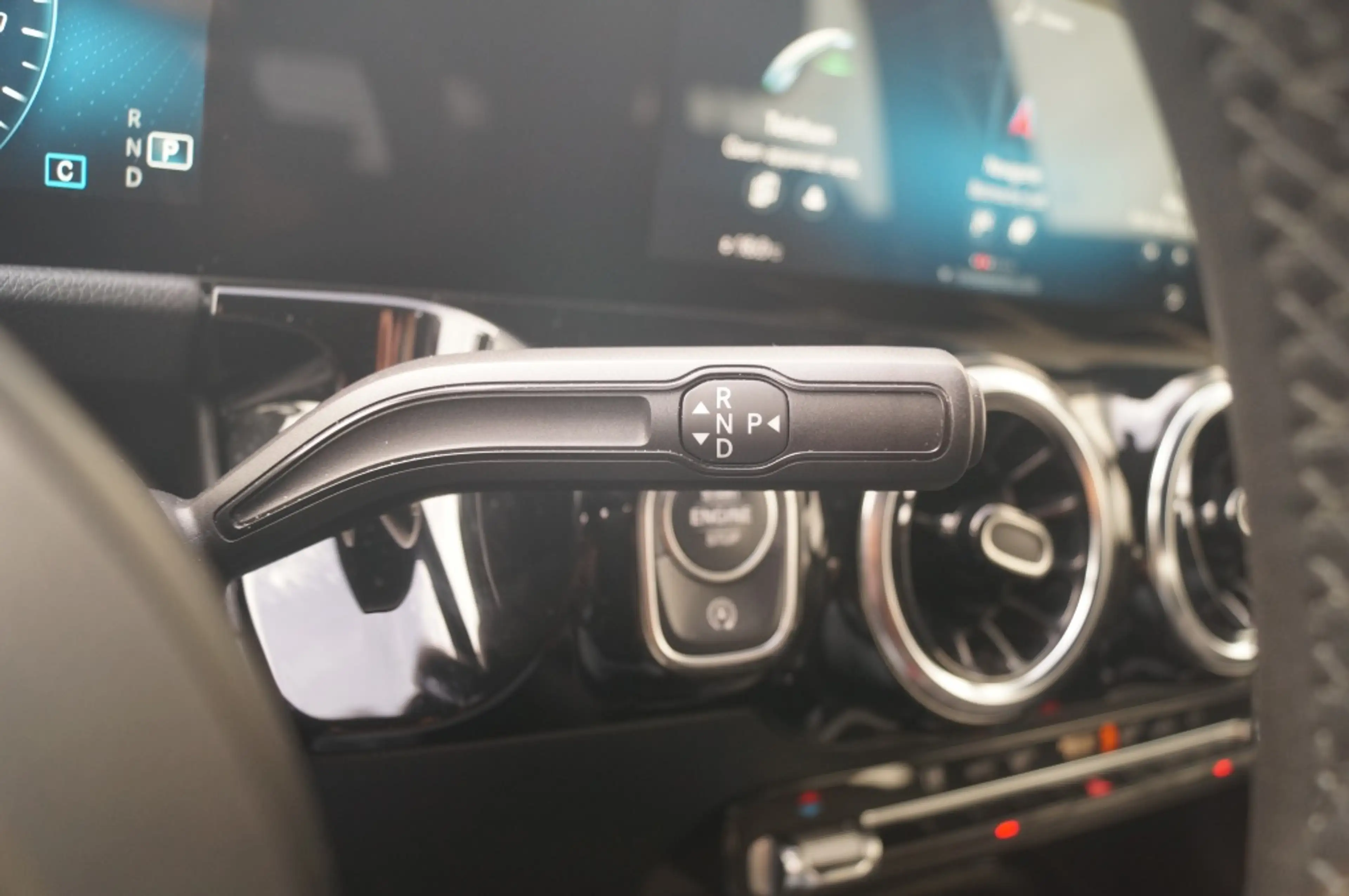 Mercedes-Benz GLA 180 180d Automaat Business Solution -ECC-NAVI-TREKHAAK — photo 15