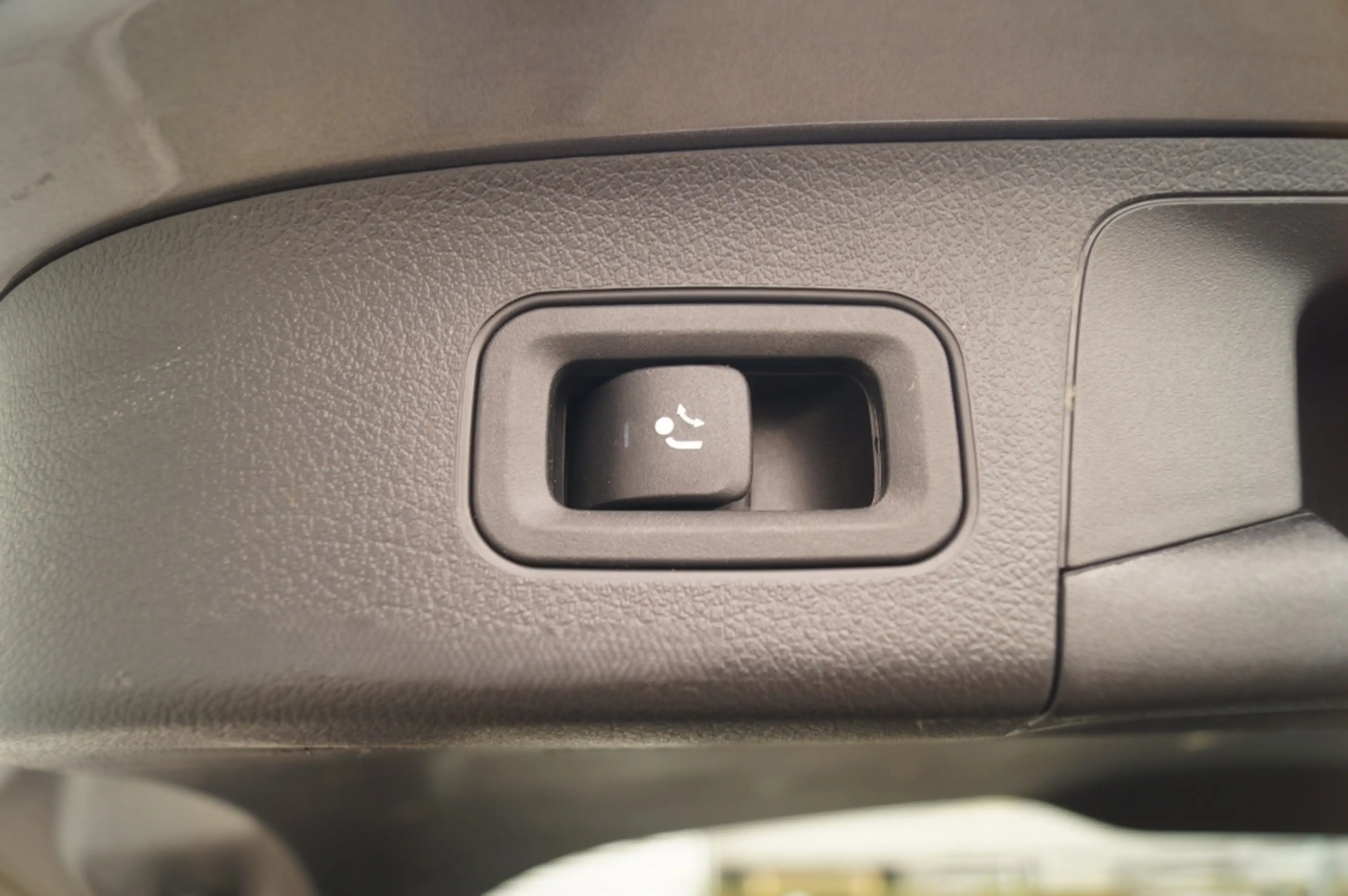 Mercedes-Benz GLA 180 180d Automaat Business Solution -ECC-NAVI-TREKHAAK — photo 24