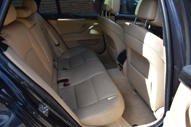 BMW 528 5-serie Touring 528i High Executive '10 Pano M PAk — photo 5