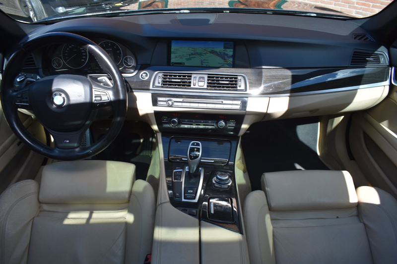 BMW 528 5-serie Touring 528i High Executive '10 Pano M PAk — photo 2