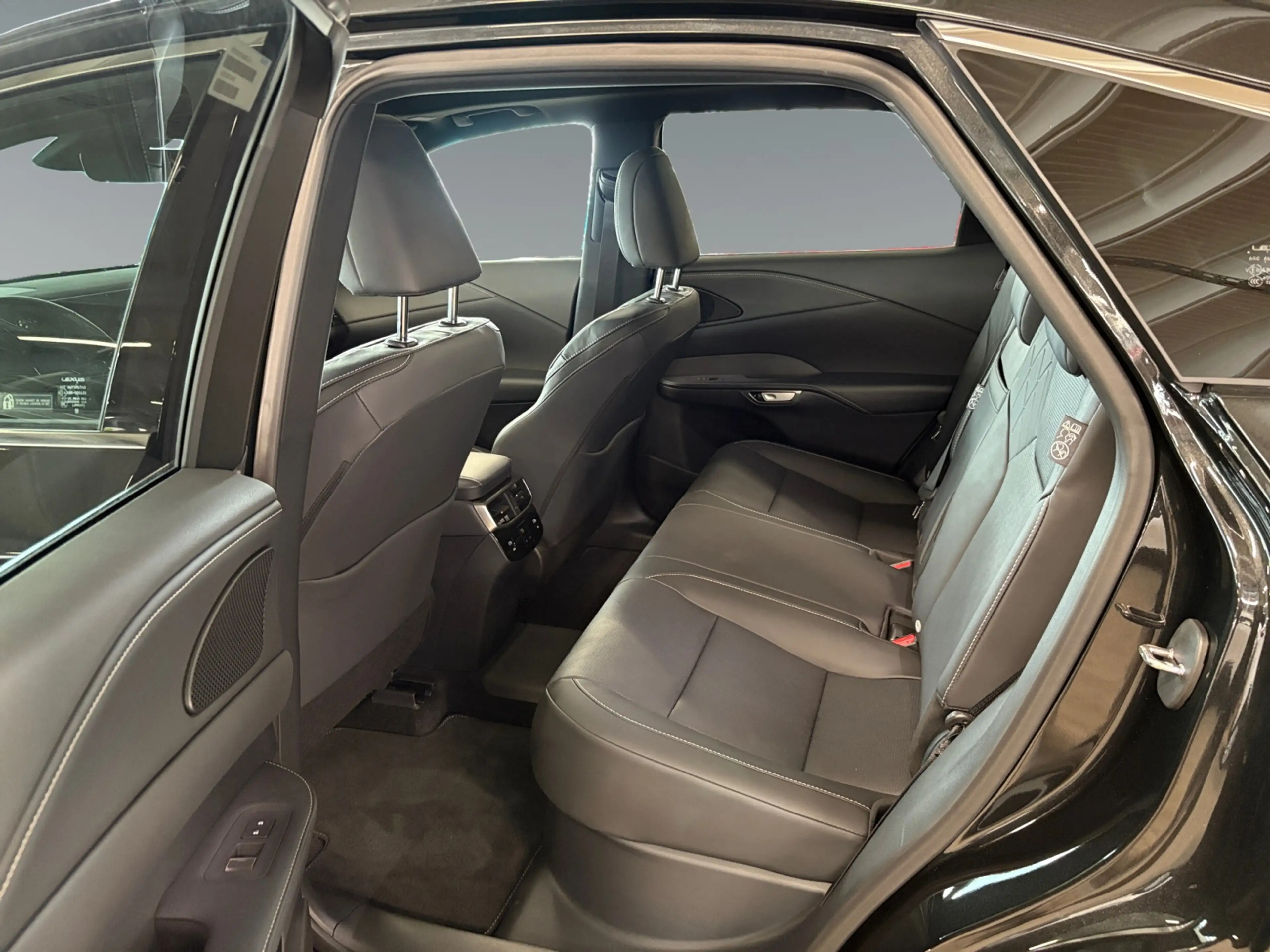 Lexus RX 450h + F-Sport Design+ 360°Kam+PanoDach*Sofort — photo 14