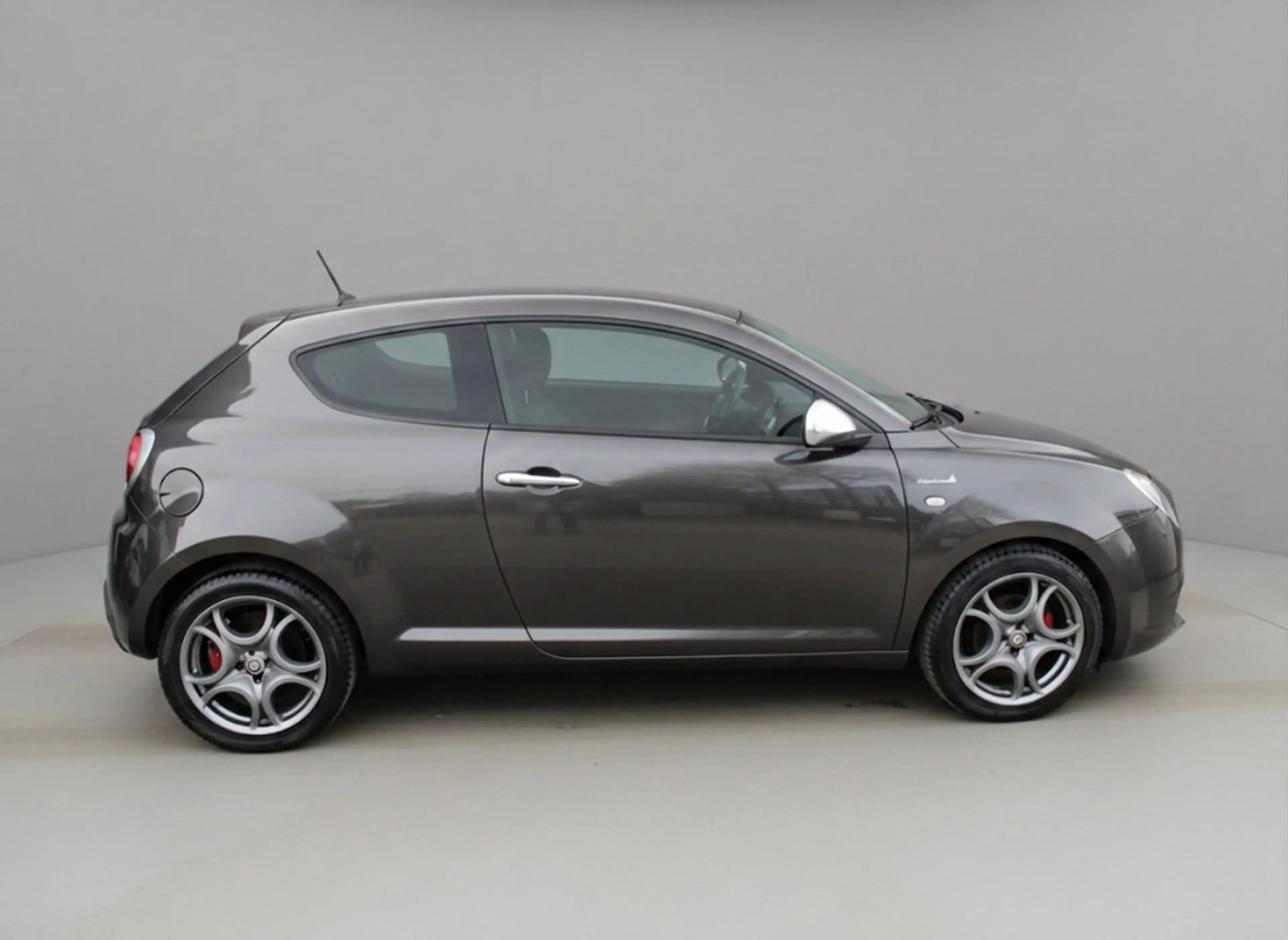 Alfa Romeo MiTo 0.9 TwinAir Distinct — photo 7
