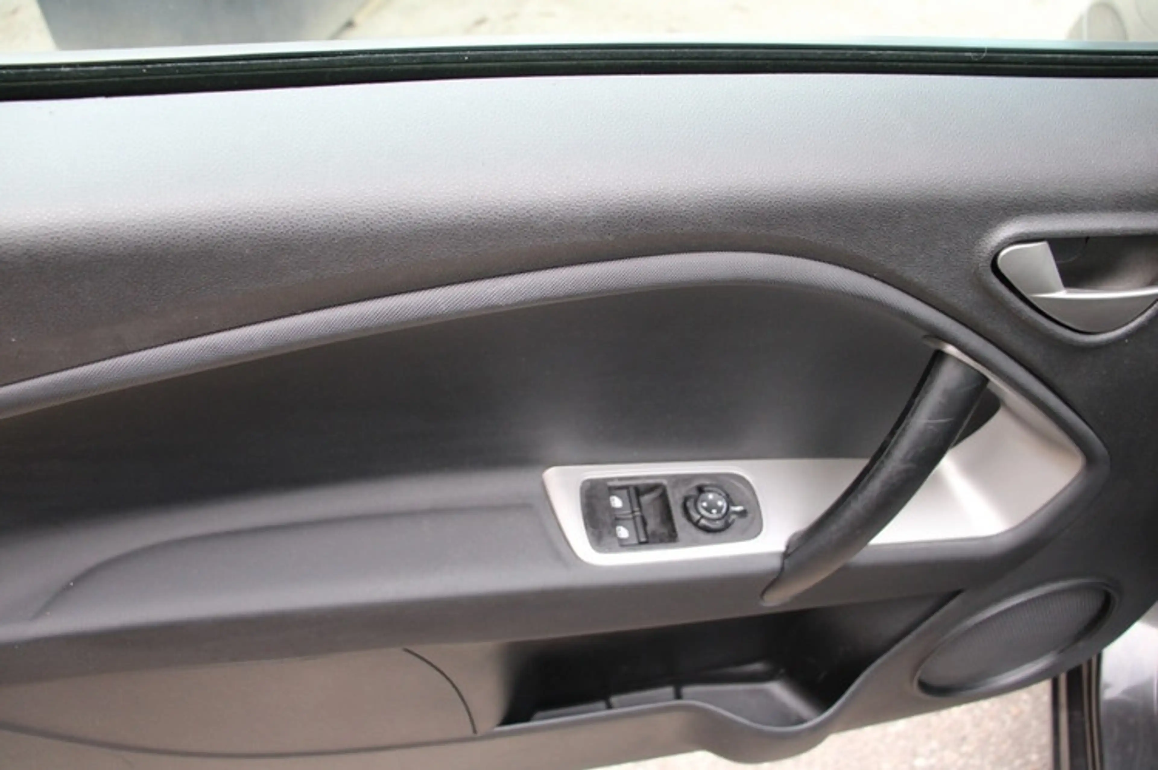 Alfa Romeo MiTo 0.9 TwinAir Distinct — photo 13