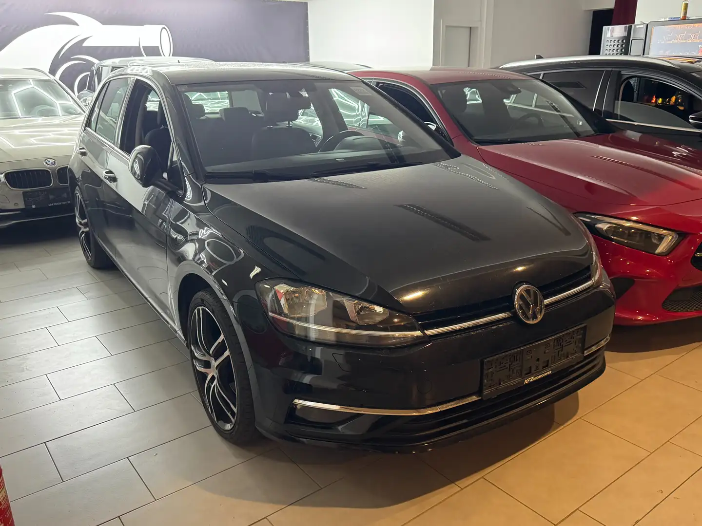 Volkswagen Golf Golf Rabbit 1,0 TSI Rabbit Schwarz - 1