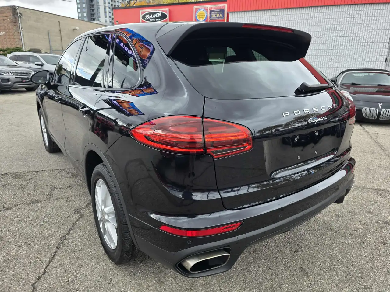 Porsche Cayenne снимка Porsche Cayenne