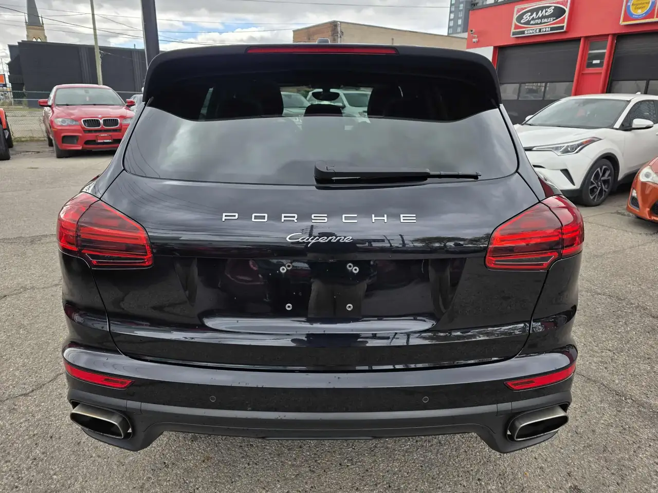 Porsche Cayenne снимка Porsche Cayenne