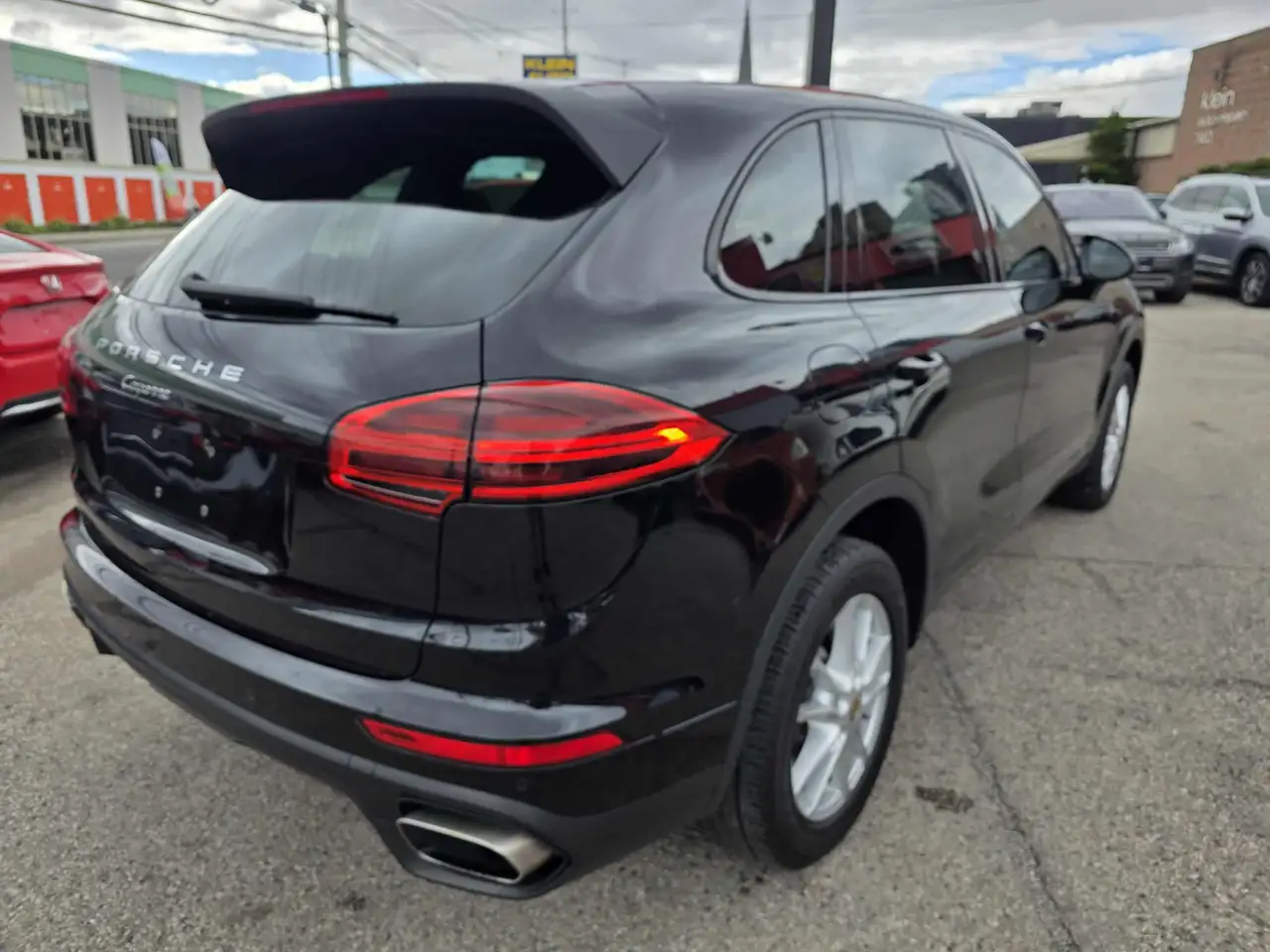 Porsche Cayenne снимка Porsche Cayenne