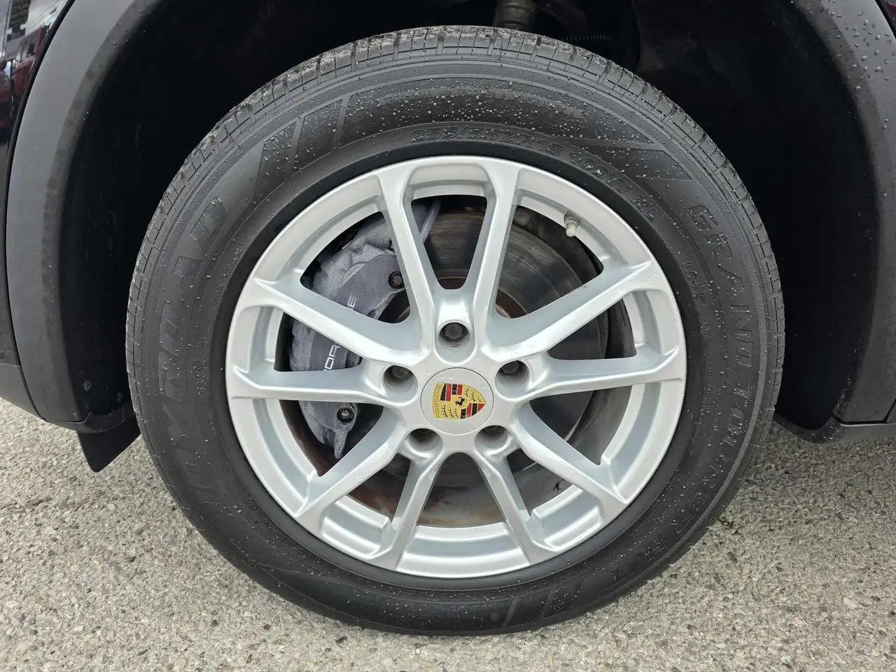 Porsche Cayenne снимка Porsche Cayenne