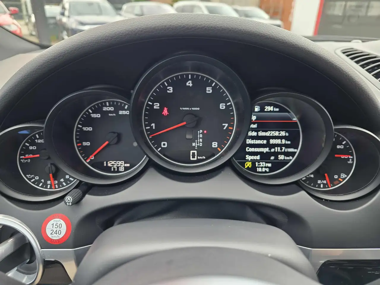Porsche Cayenne снимка Porsche Cayenne
