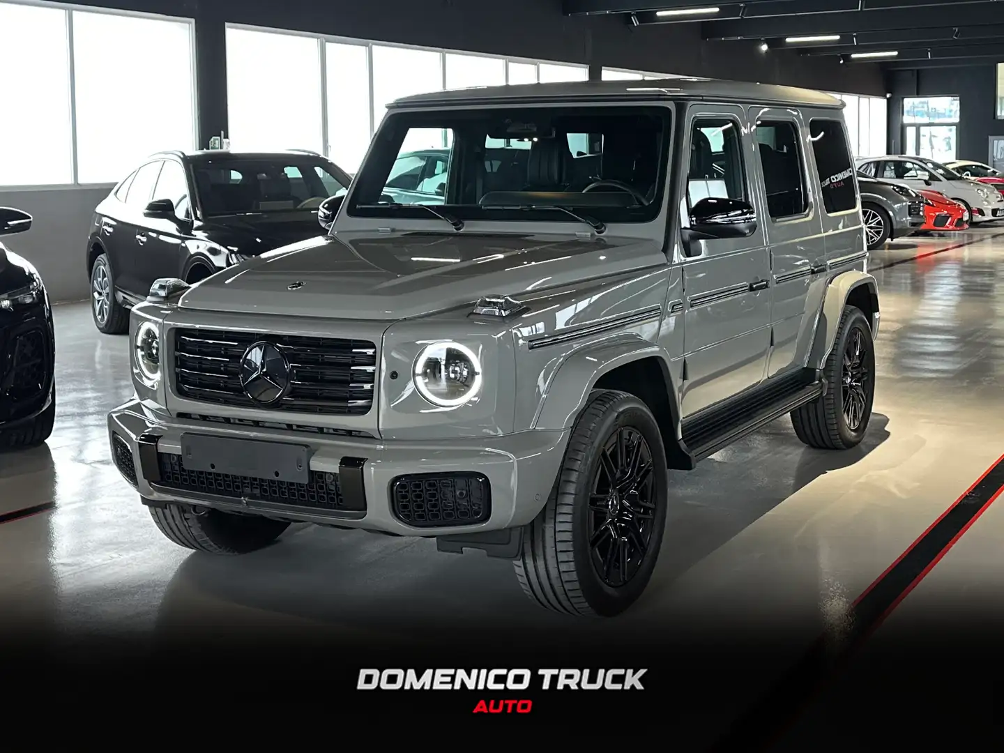 Mercedes-Benz G 450 G 450 d AMG Line 367cv auto Grau - 2
