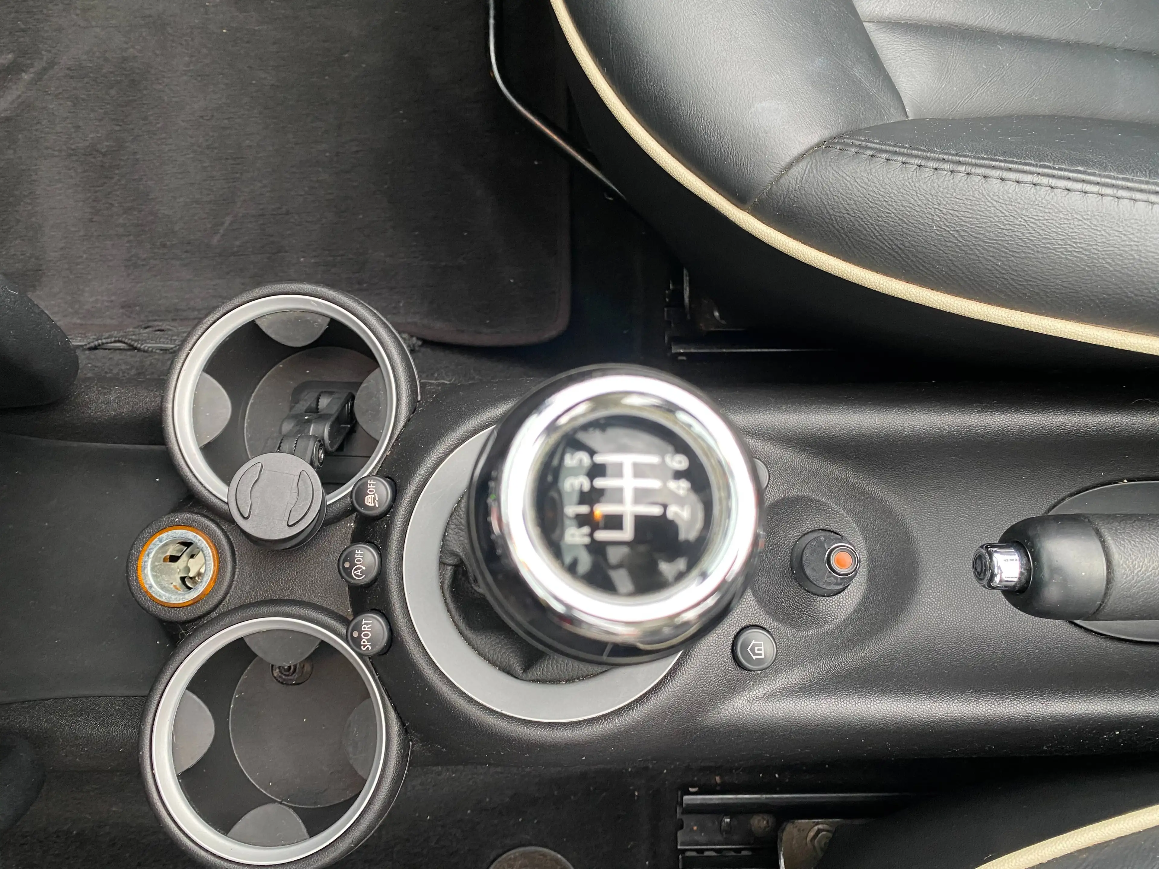MINI Cooper Cabrio Cooper 1-Hd Leder Navi PDC Sitzheizung — photo 13