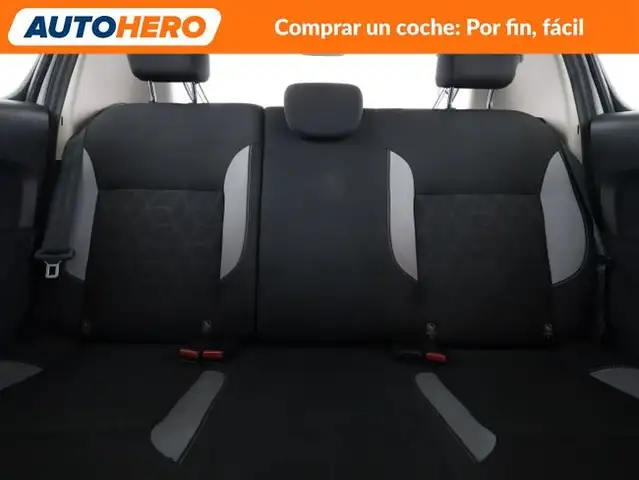 Dacia Sandero view 16