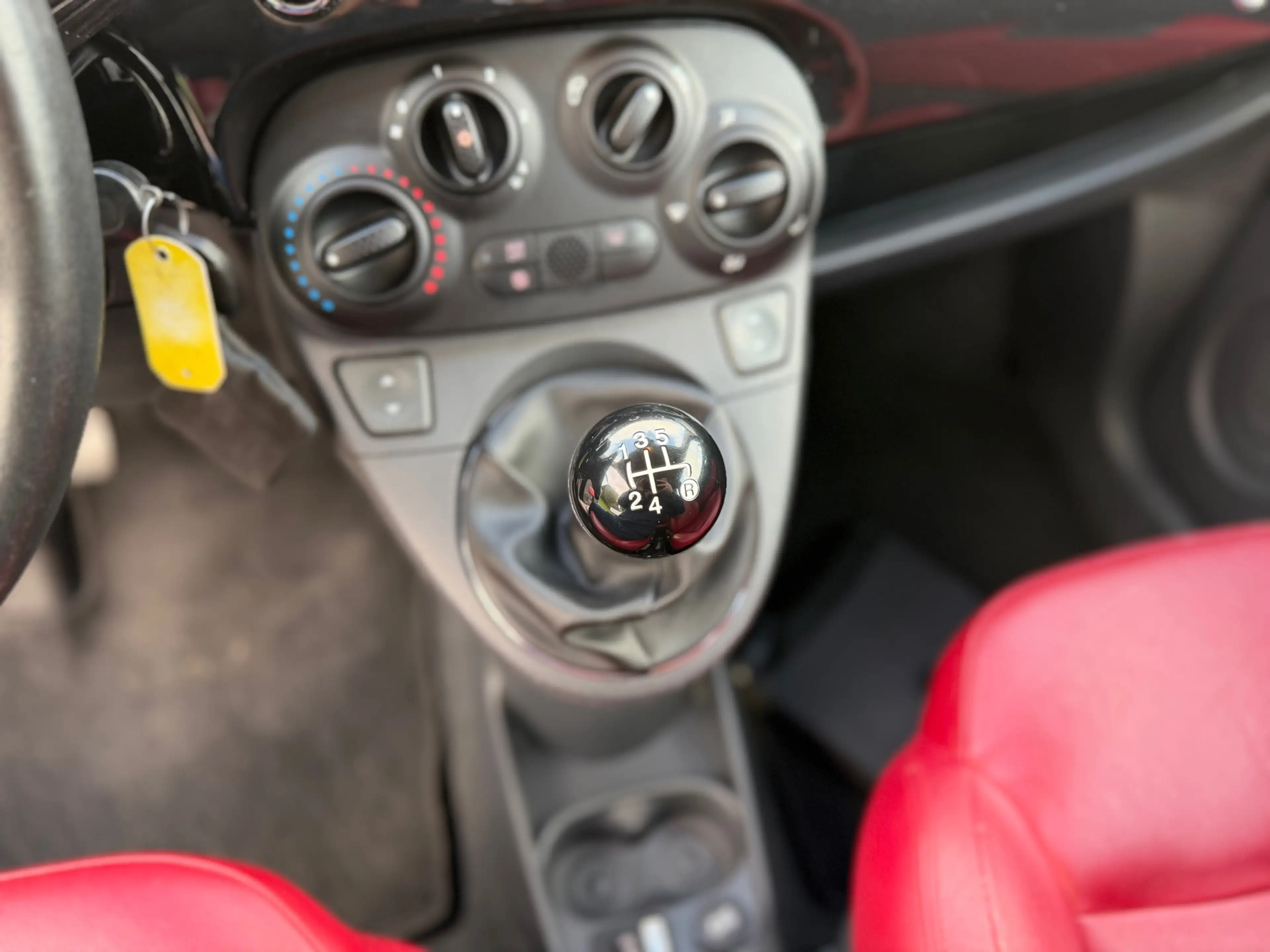Fiat 500C 0.9 TwinAir Rock / Cabrio / 86PK / Airco / Leder / — photo 17