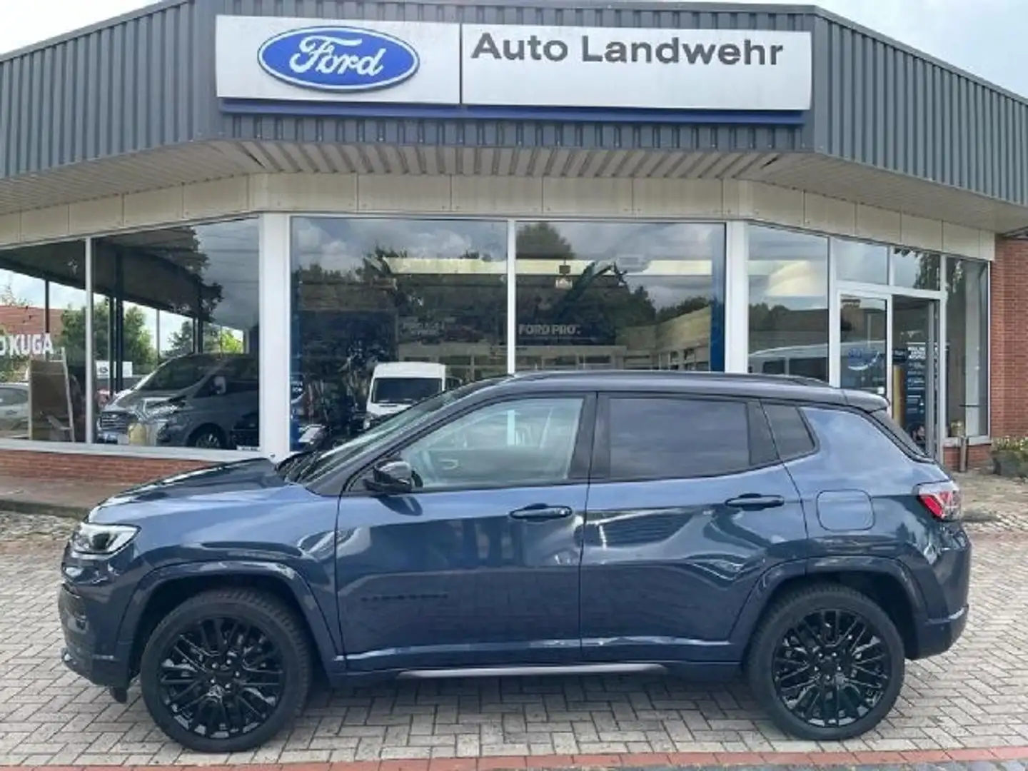 Jeep Compass 1.3 S Plug-In Hybrid 4WD Navi Leder Soundsystem 36 Blau - 1