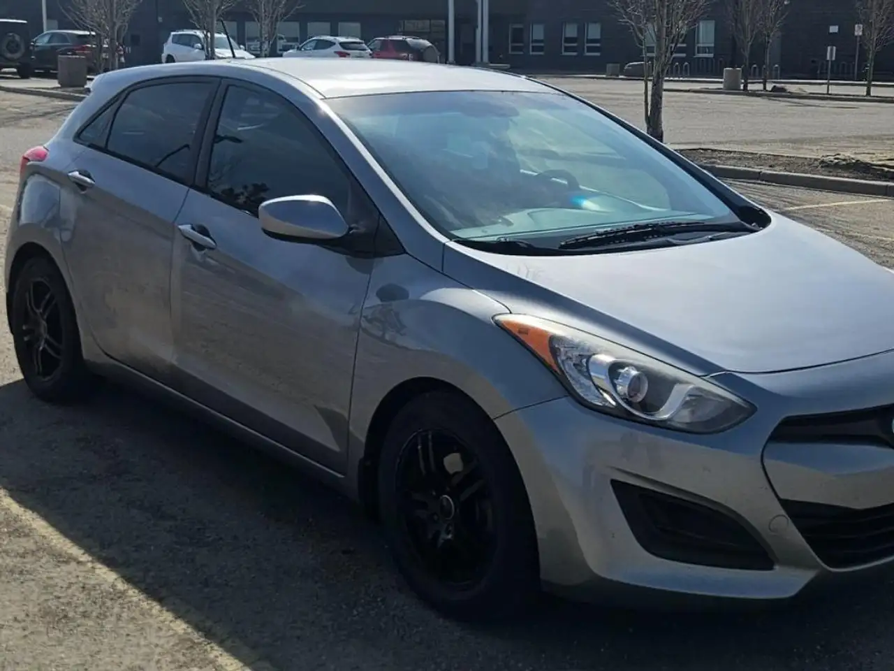 Hyundai ELANTRA снимка Hyundai ELANTRA