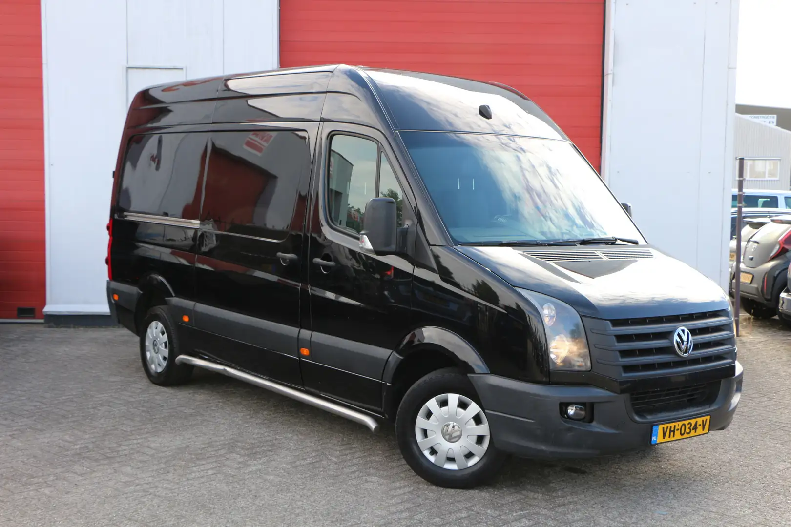 Volkswagen Crafter 2.0 TDI L2H2 Koelwagen Konvekta Zwart - 1