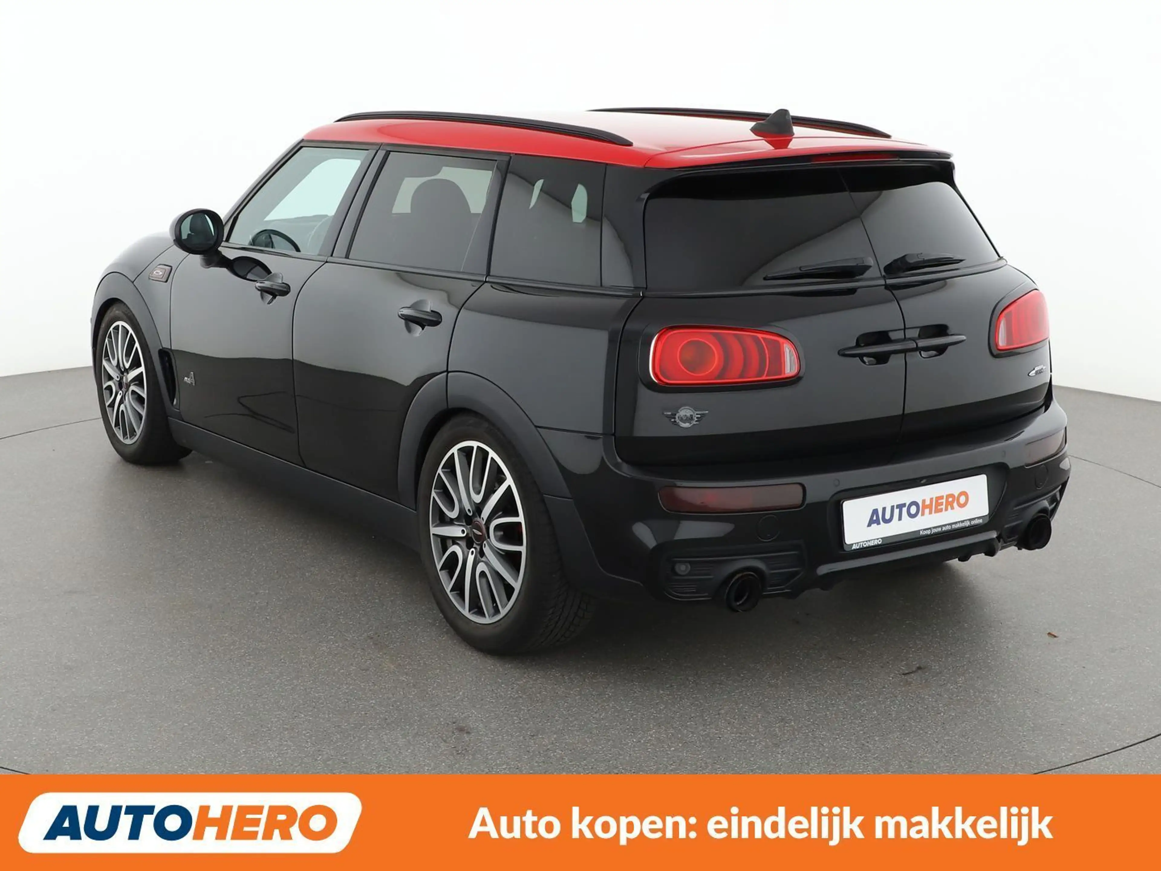 MINI John Cooper Works Clubman John Cooper Works ALL4 — photo 4