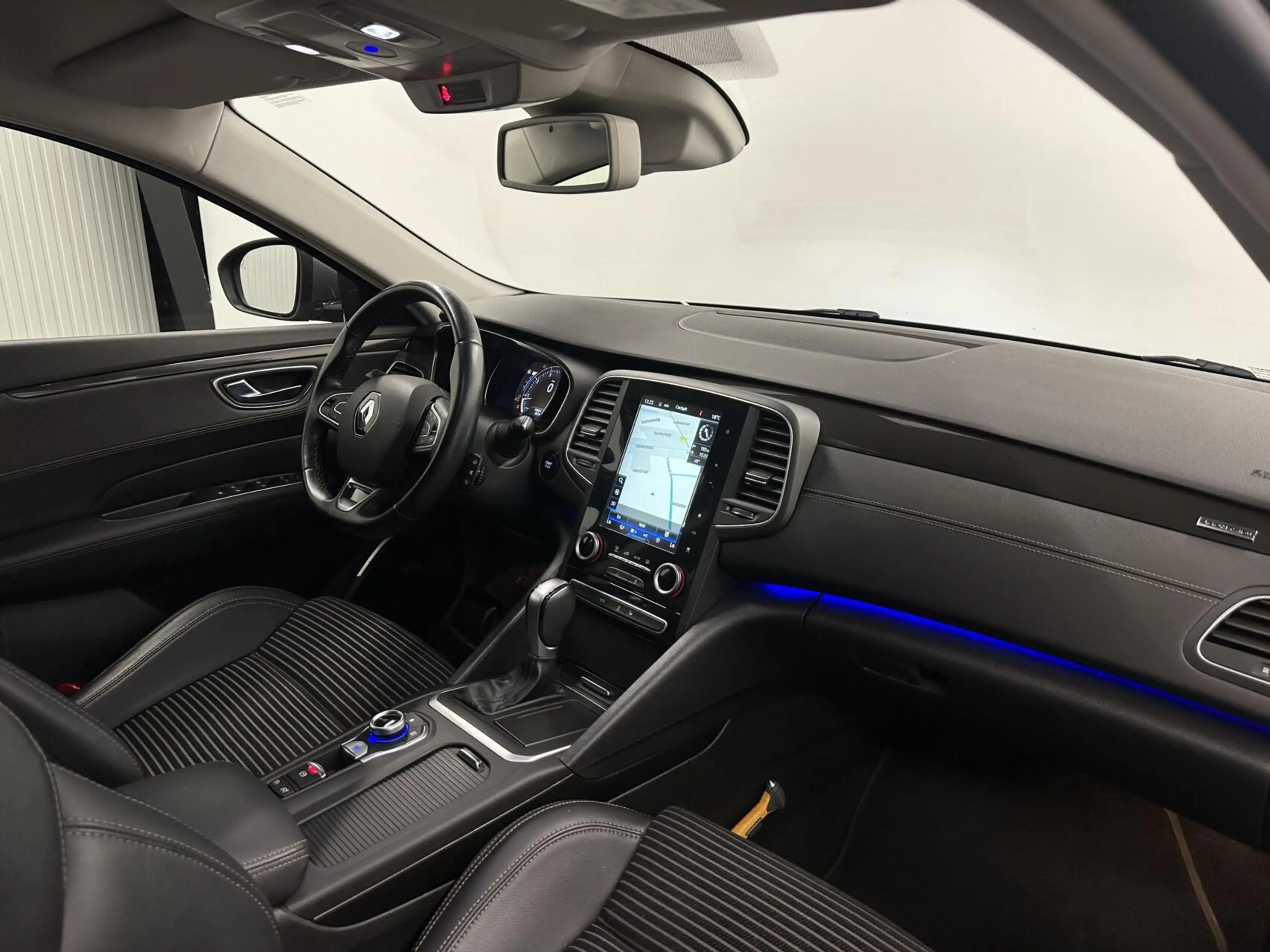 Renault Talisman Estate 1.6 TCe Intens NAVI TREKHAAK CAMERA CRUISE — photo 15