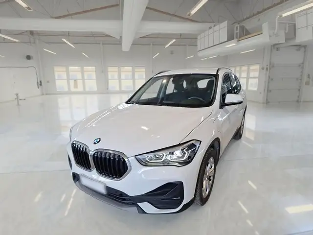 BMW X1 XDRIVE 25E BUSINESS ADVANTAGE AUTOMATICO SUV