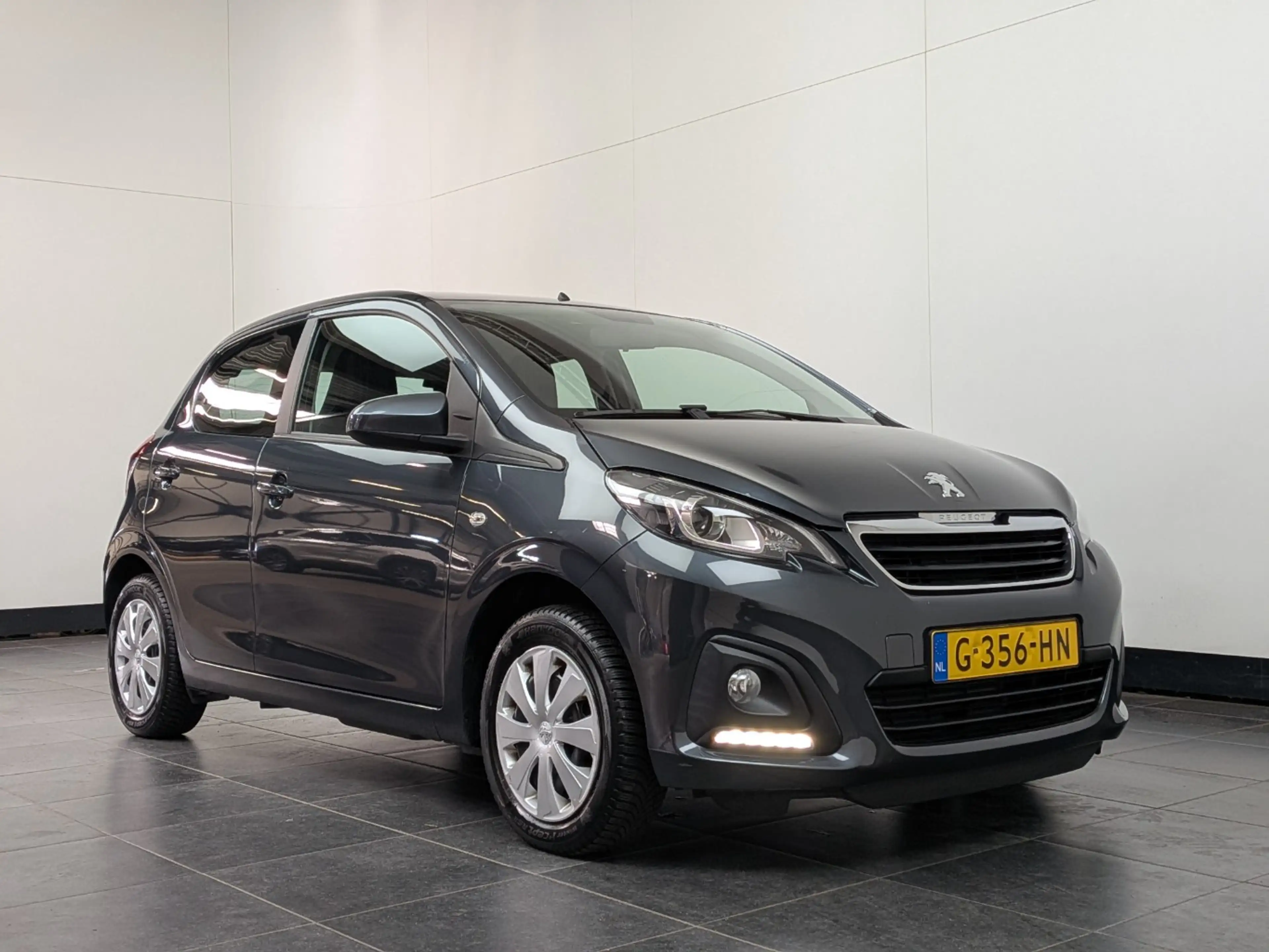 Peugeot 108 1.0 e-VTi Active — photo 4