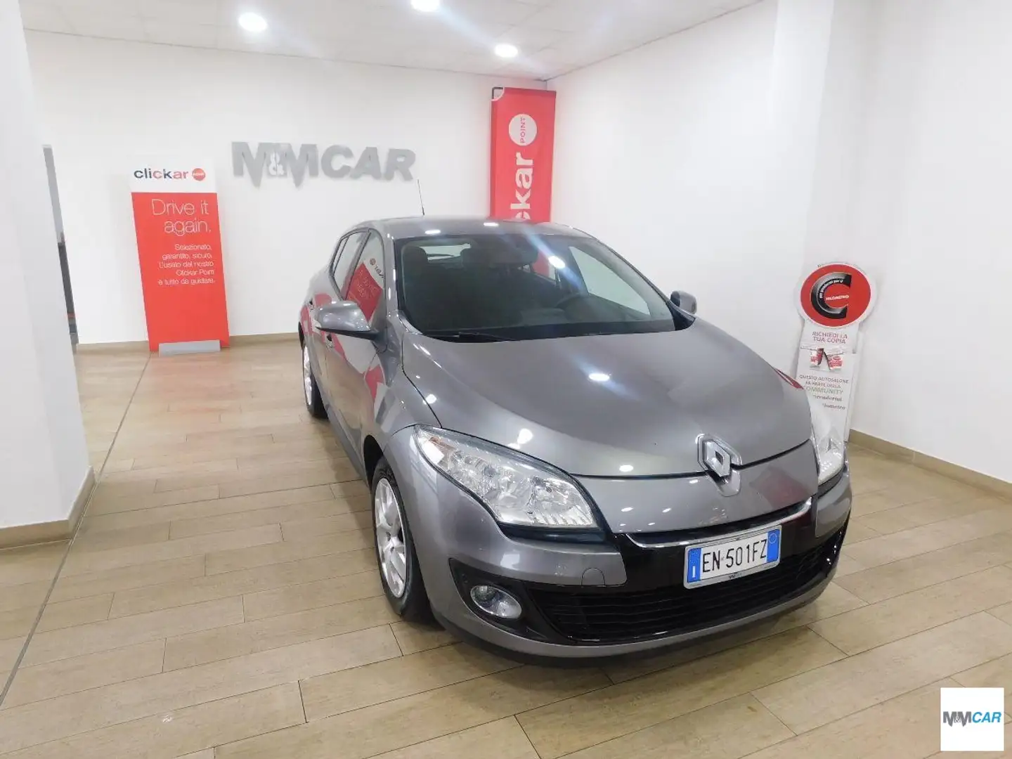 Renault Megane 1.5 dCi 110 CV Wave Grau - 1
