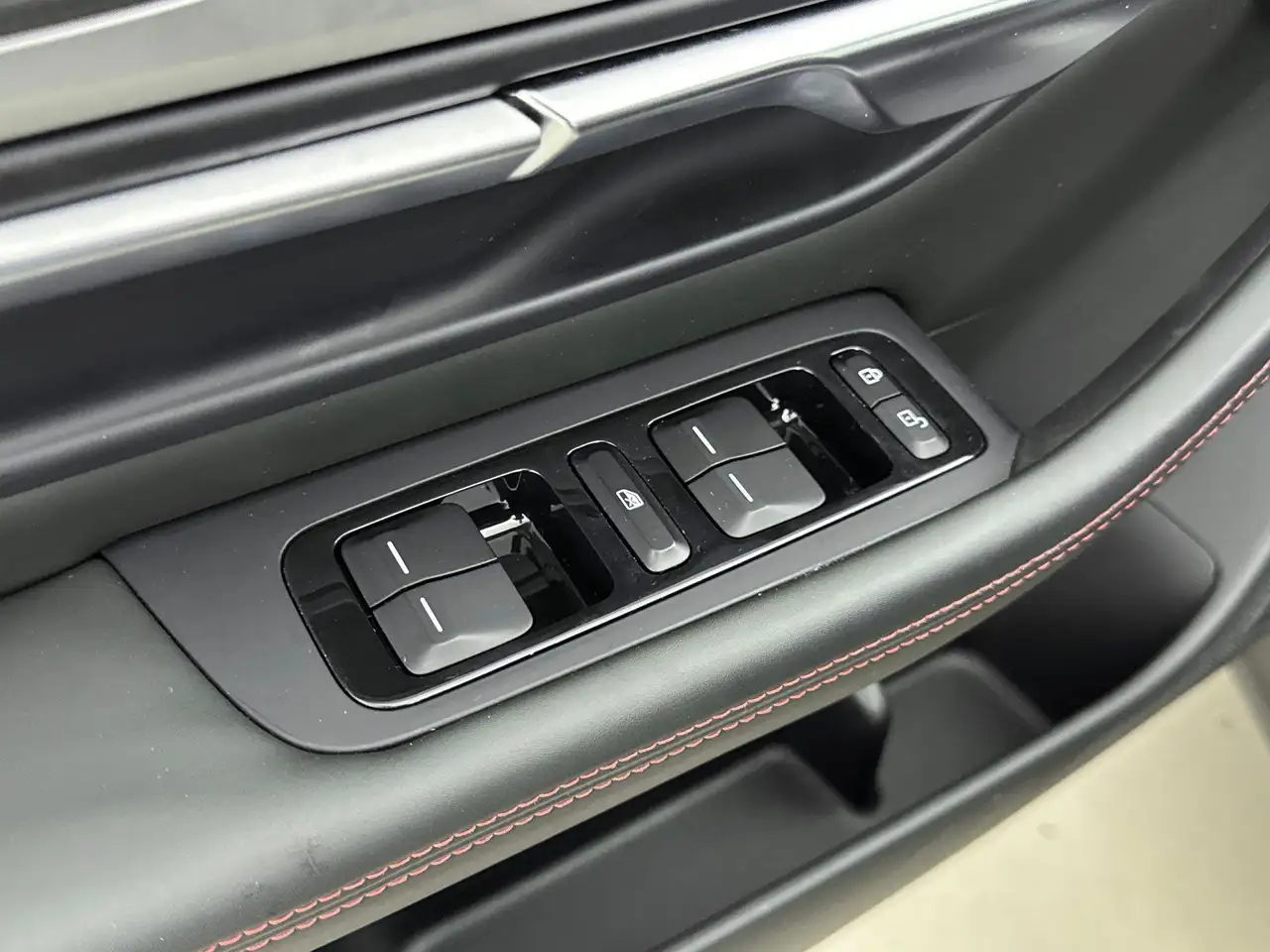 XPENG P7