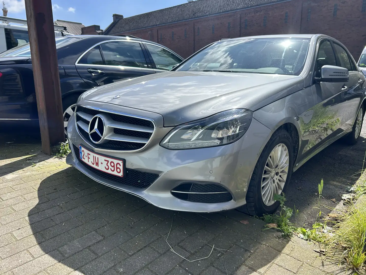 Mercedes-Benz E 220 E 220 BlueTEC Avantgarde 12 MOIS DE GARANTIE Gris - 1