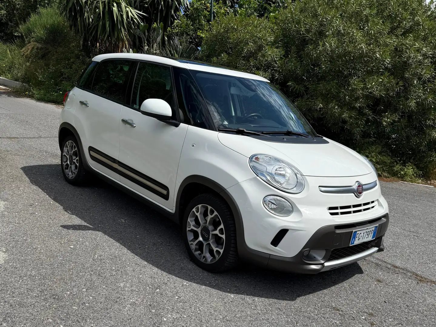 Fiat 500L 500L 1.3 mjt Trekking 95cv Bianco - 1
