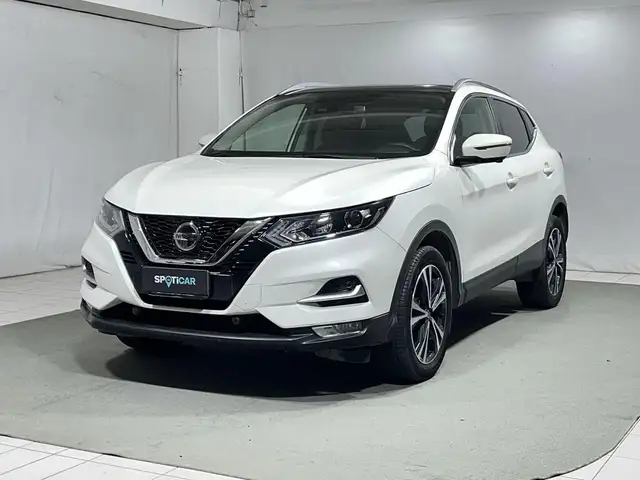 Nissan Qashqai 1.3 dig-t N-Connecta 140cv