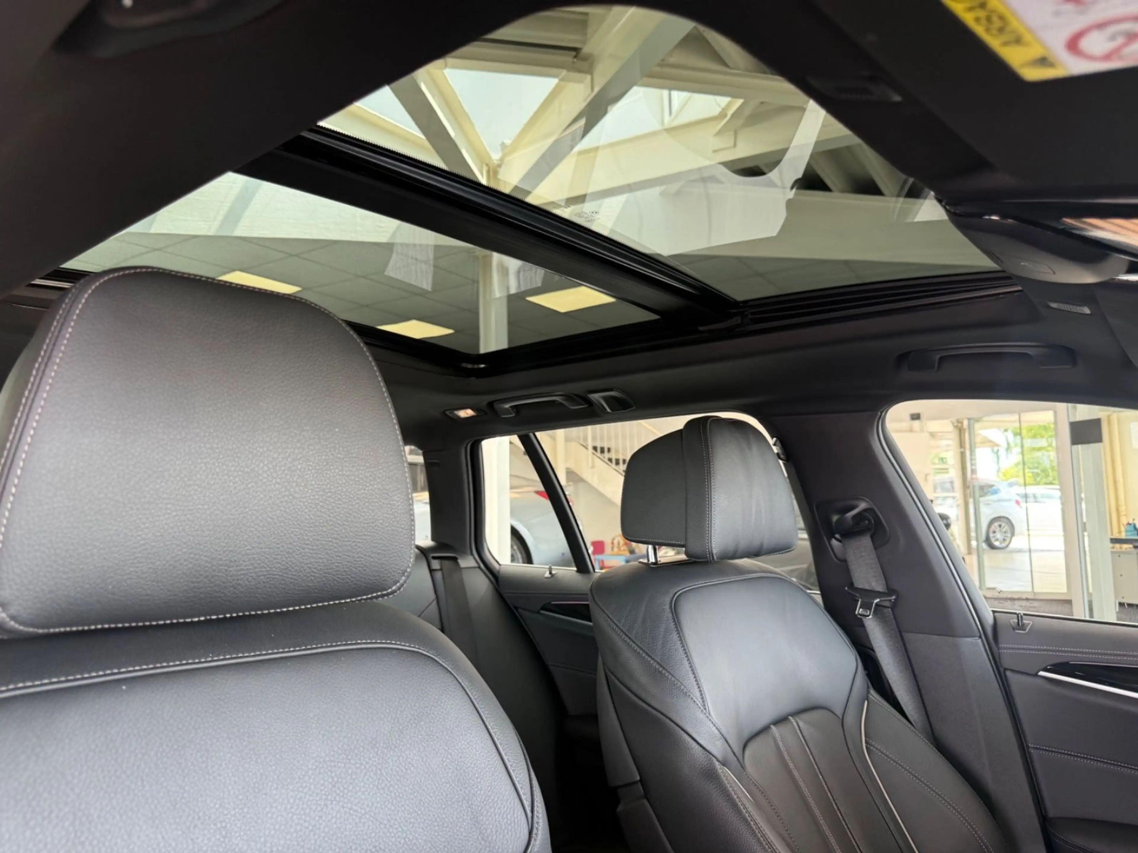 BMW 530 d Touring xDrive Luxury Line AUT./CAM/STANDHE — photo 9