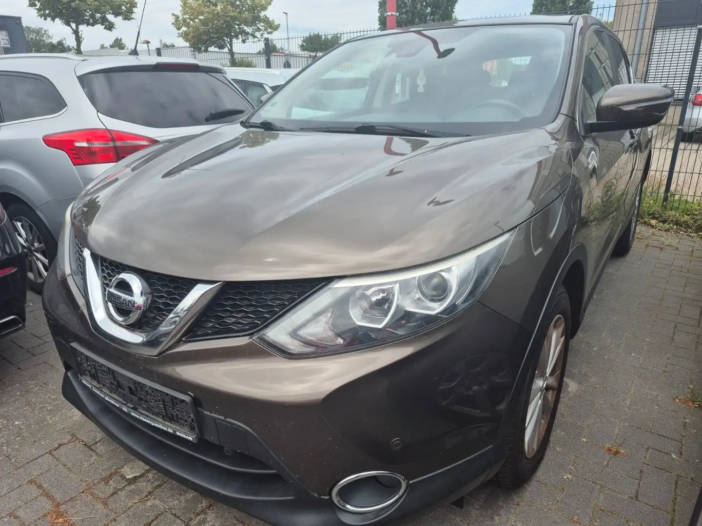 Nissan Qashqai Acenta 1.6 Dci Automatik Navi Kamera Brun - 1