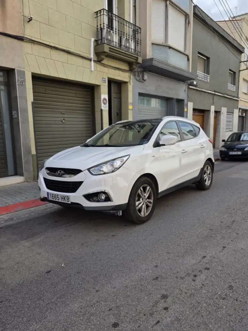 Hyundai iX35 1.7CRDI GL Stadt Sky 4x2 Wit - 1