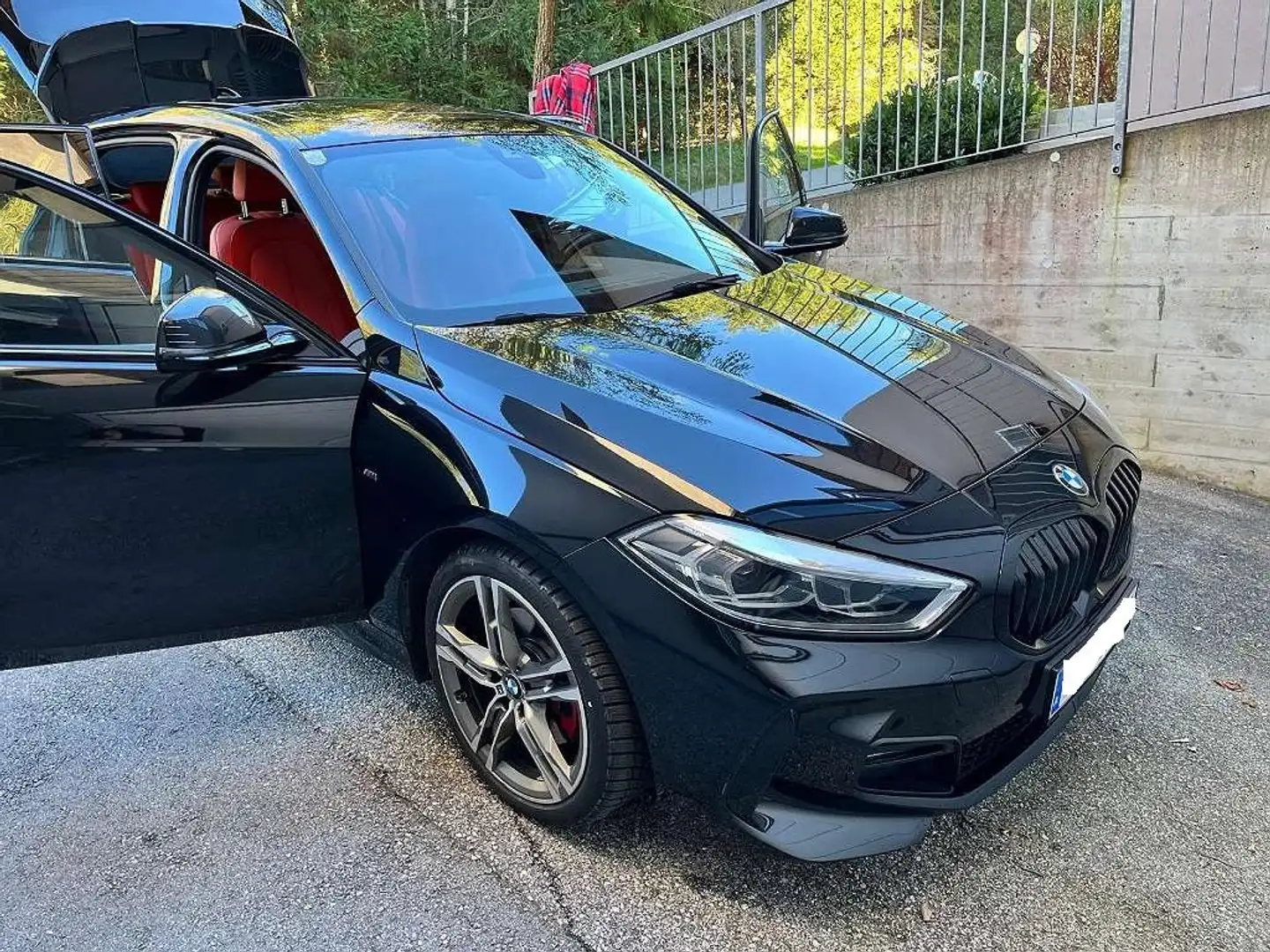 BMW 118 118i Aut. Schwarz - 2