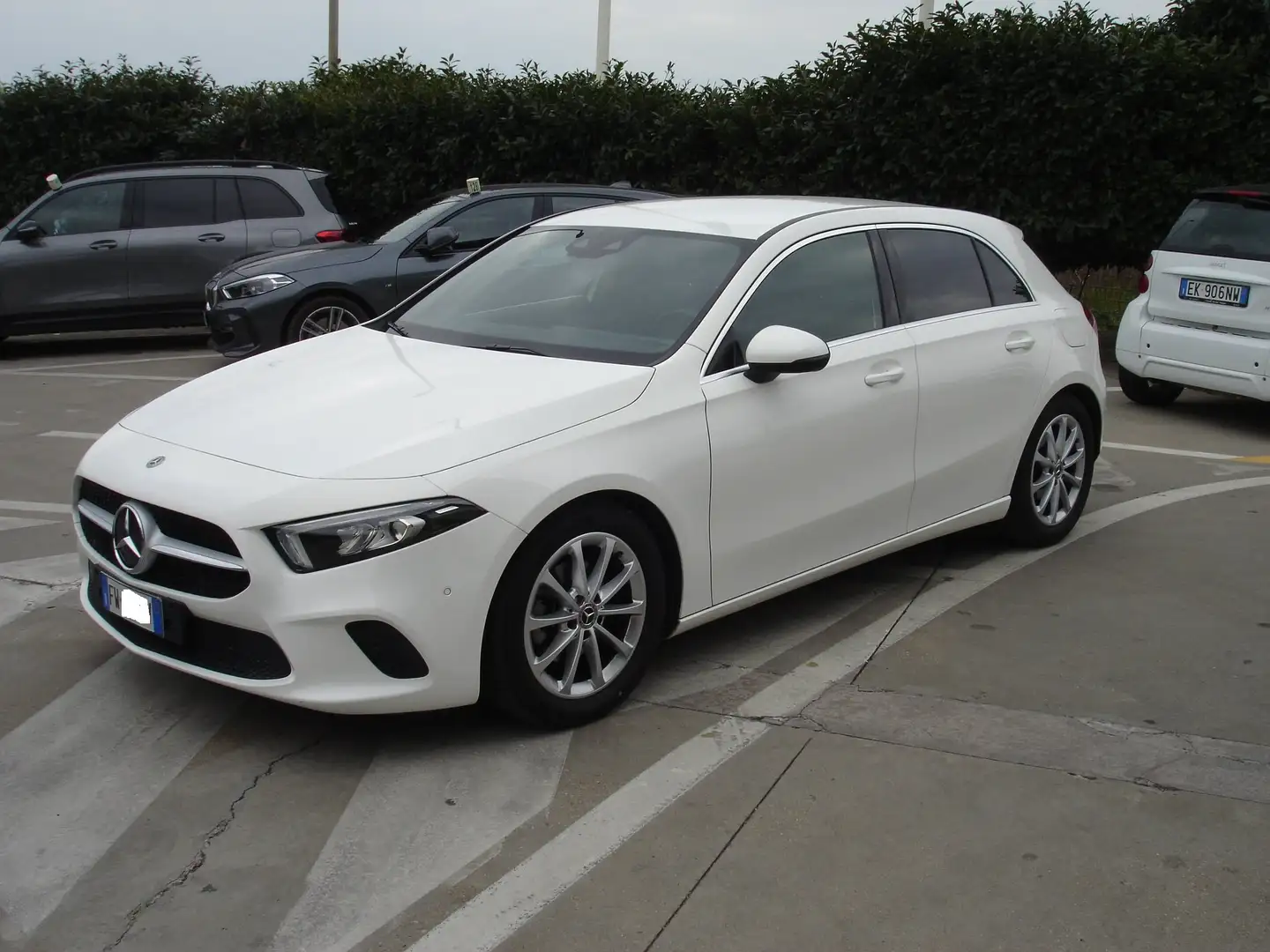 Mercedes-Benz A 180 A 180 d Sport Plus Automatica Weiß - 2