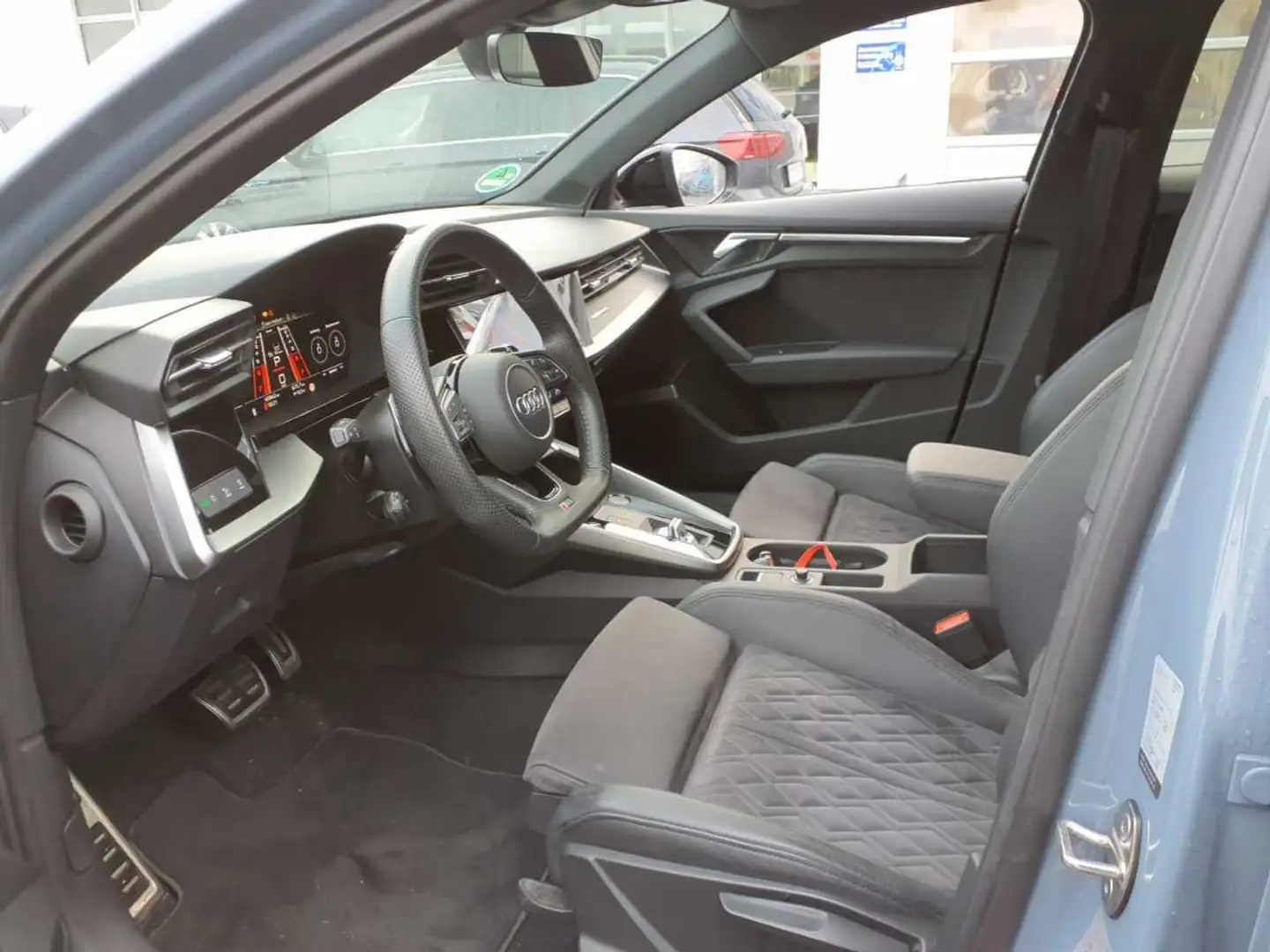 Audi RS3 +SPORTABGAS+OPTIK+MATRIX+VIRTUAL+ Grau - 2