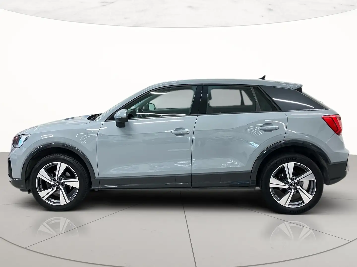 Audi Q2 30 2.0 tdi admired advanced s-tronic Gris - 2