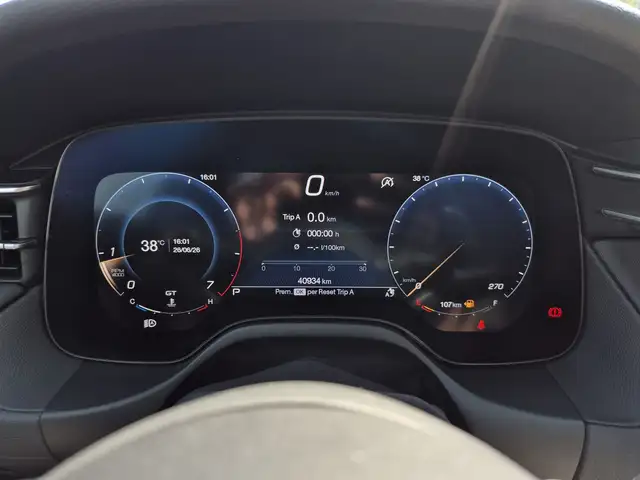 Maserati Grecale view 14