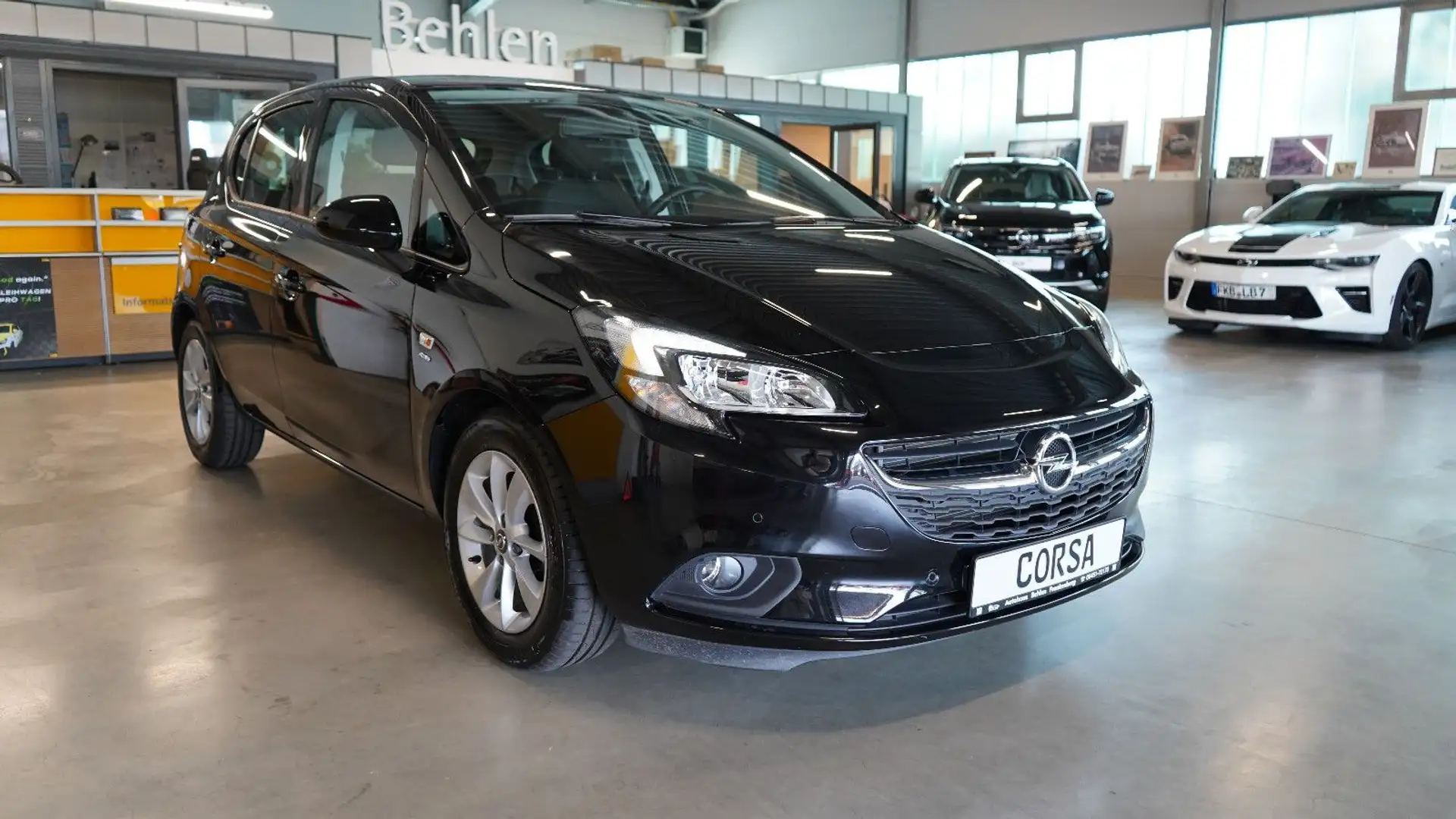 Opel Corsa E Active 5-Türig - Rückfahrkam/IntelliLink Schwarz - 2