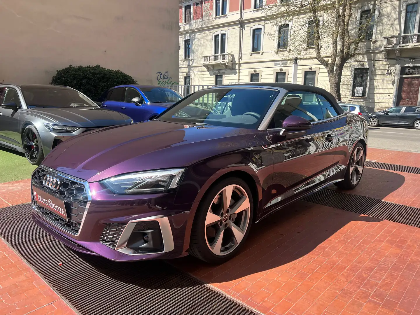 Audi A5 A5 Cabrio 40 2.0 tfsi mhev S line exclusive colour Lilla - 2