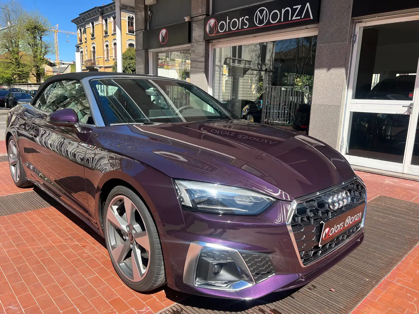 Audi A5 A5 Cabrio 40 2.0 tfsi mhev S line exclusive colour Lilla - 1