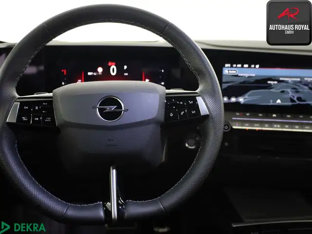 Opel Astra view 15