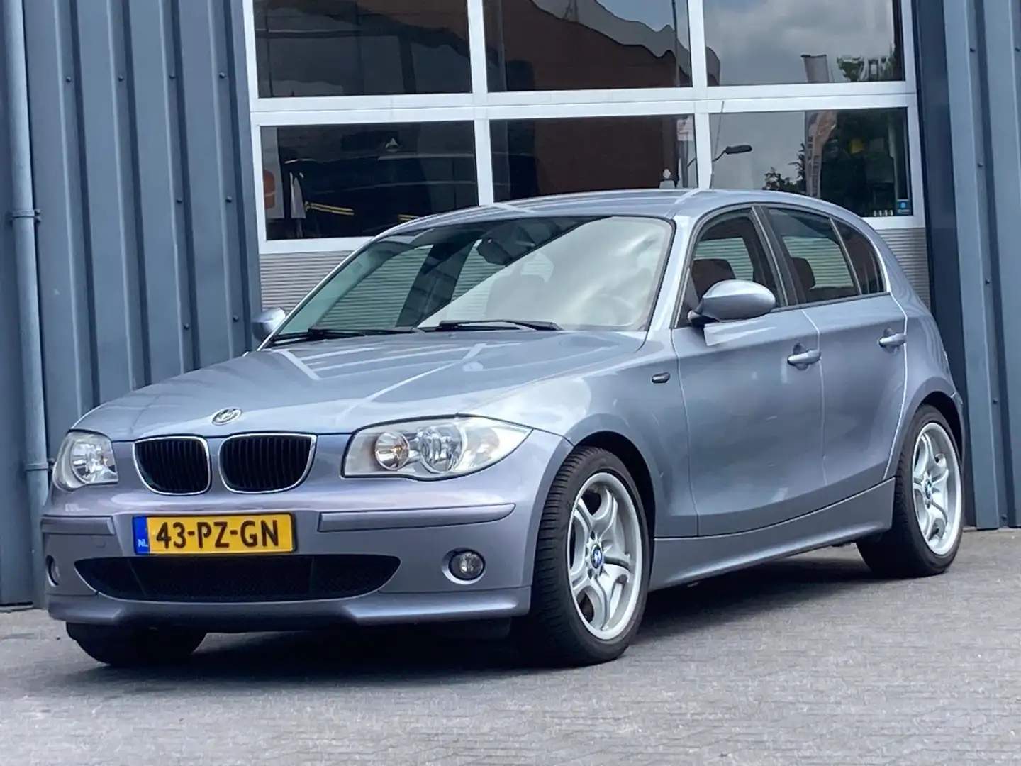 BMW 120 1-serie 120i High Executive Automaat Airco Pdc Modrá - 1