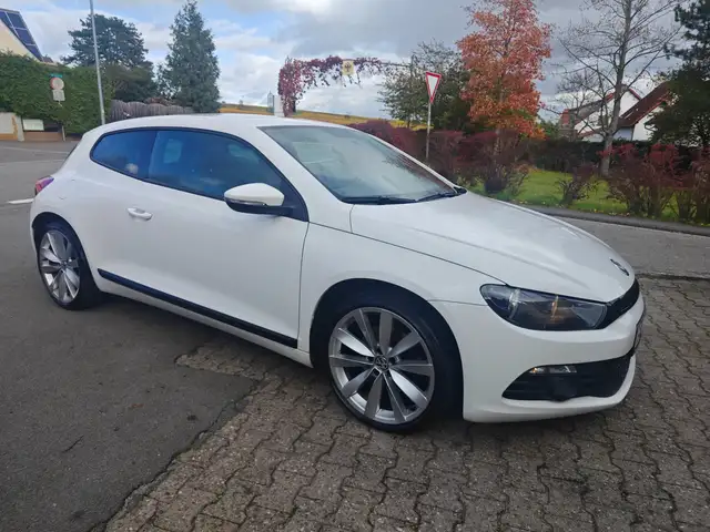 Volkswagen Scirocco 2.0 TSI,HU/AU NEU, KD 07/25 durchgeführt