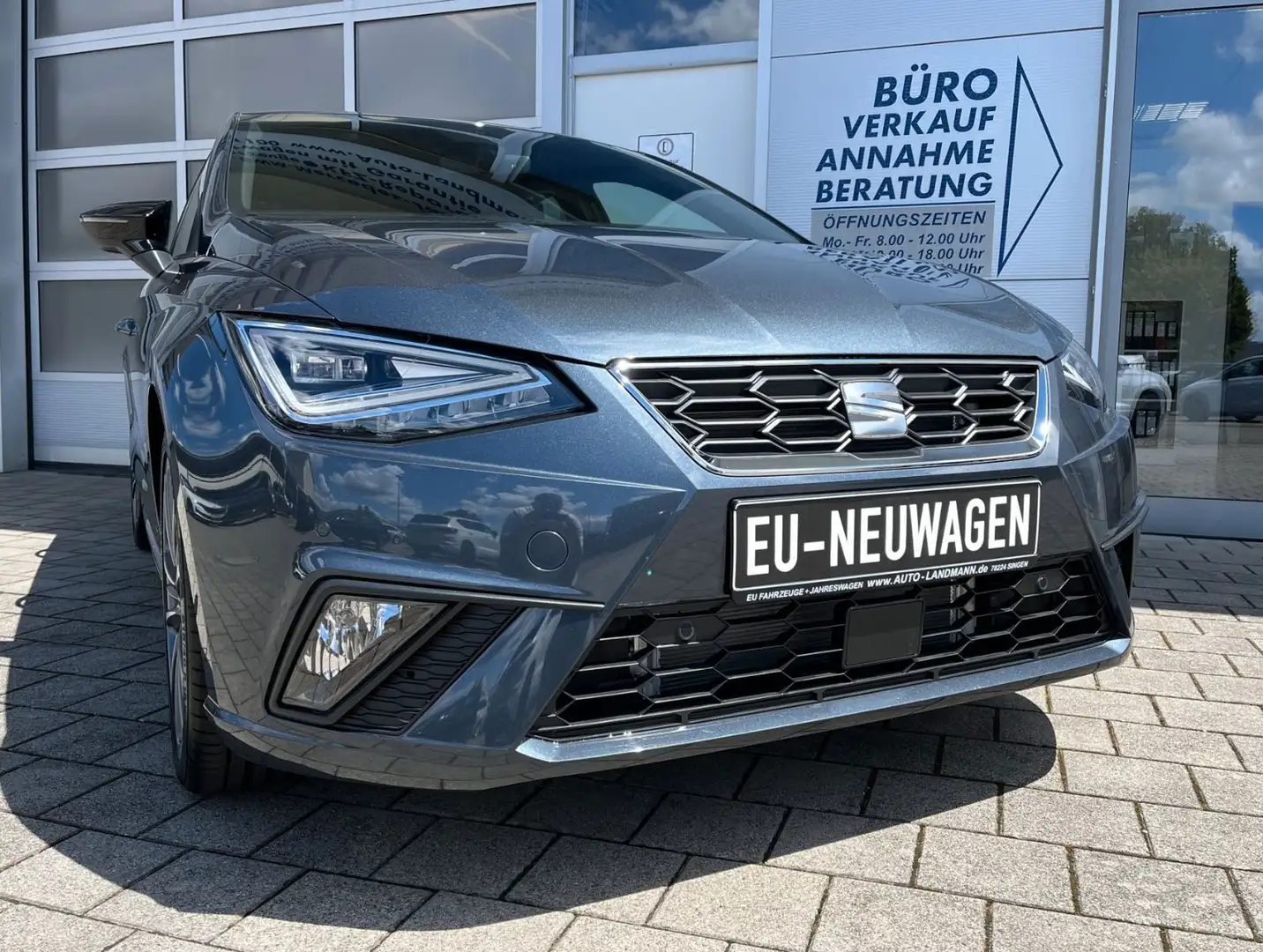 SEAT Ibiza FR 1.0 TSI DSG SHZ NAV KESSY KAM LED 18" Gris - 1