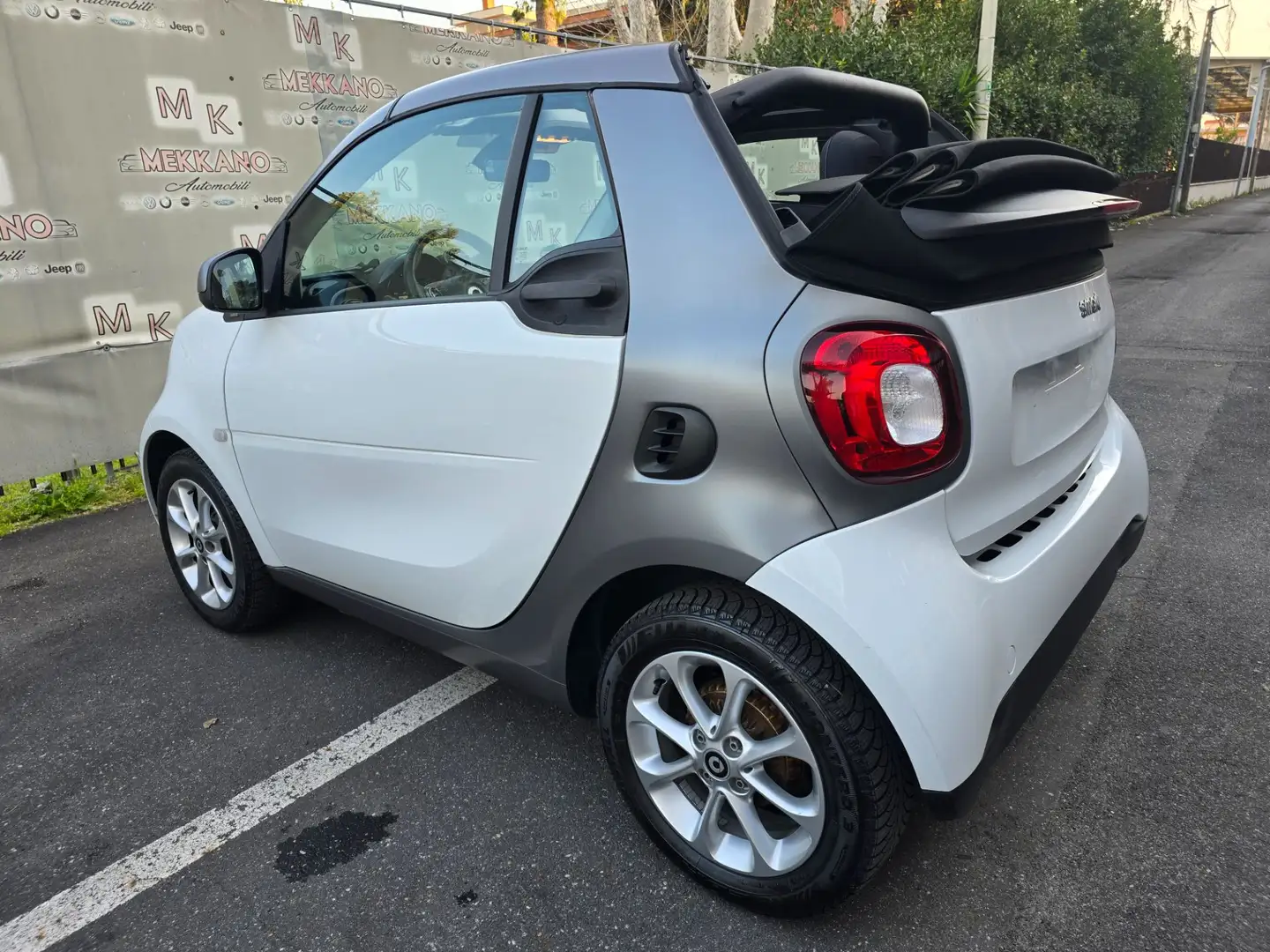 smart forTwo 0.9 71 cv Benzina Passion Cabrio Ok Neopatentati Blanc - 2